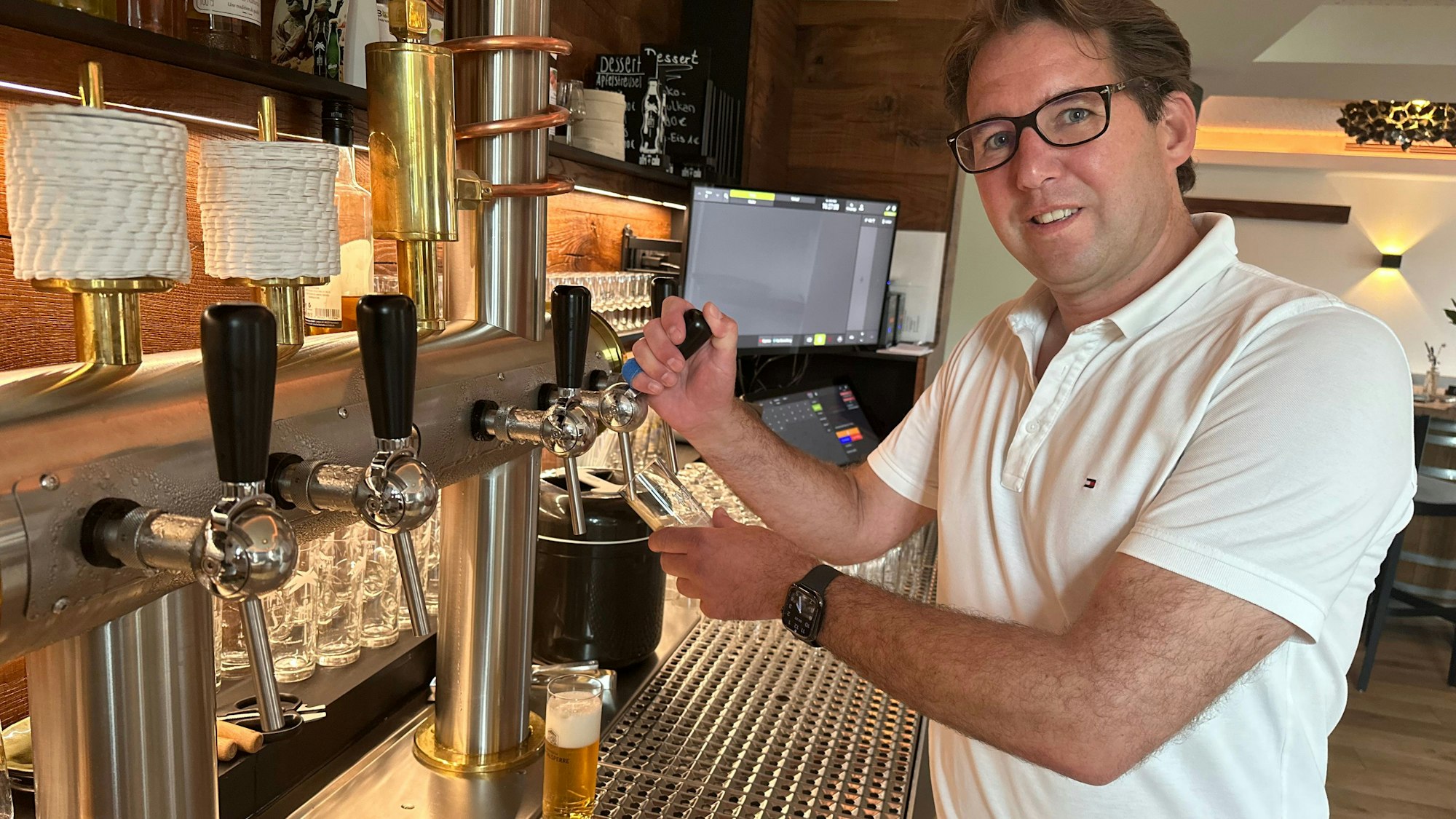 Stephan Wierig hat das Restaurant „Zur Talsperre“ als Brauhaus am 18. Juli 2025 neu eröffnet.