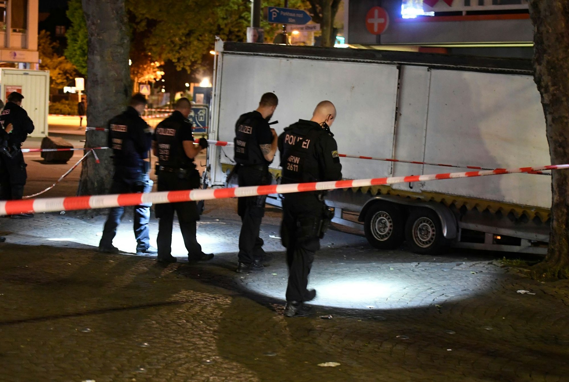 Drei Jahre nach einer blutigen Schießerei in Duisburg sind nun fünf weitere Männer angeklagt. (Archivbild)