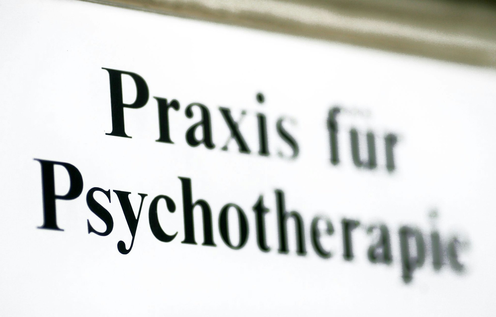 Der Weg zur Therapie ist oft lang. (Archivbild)