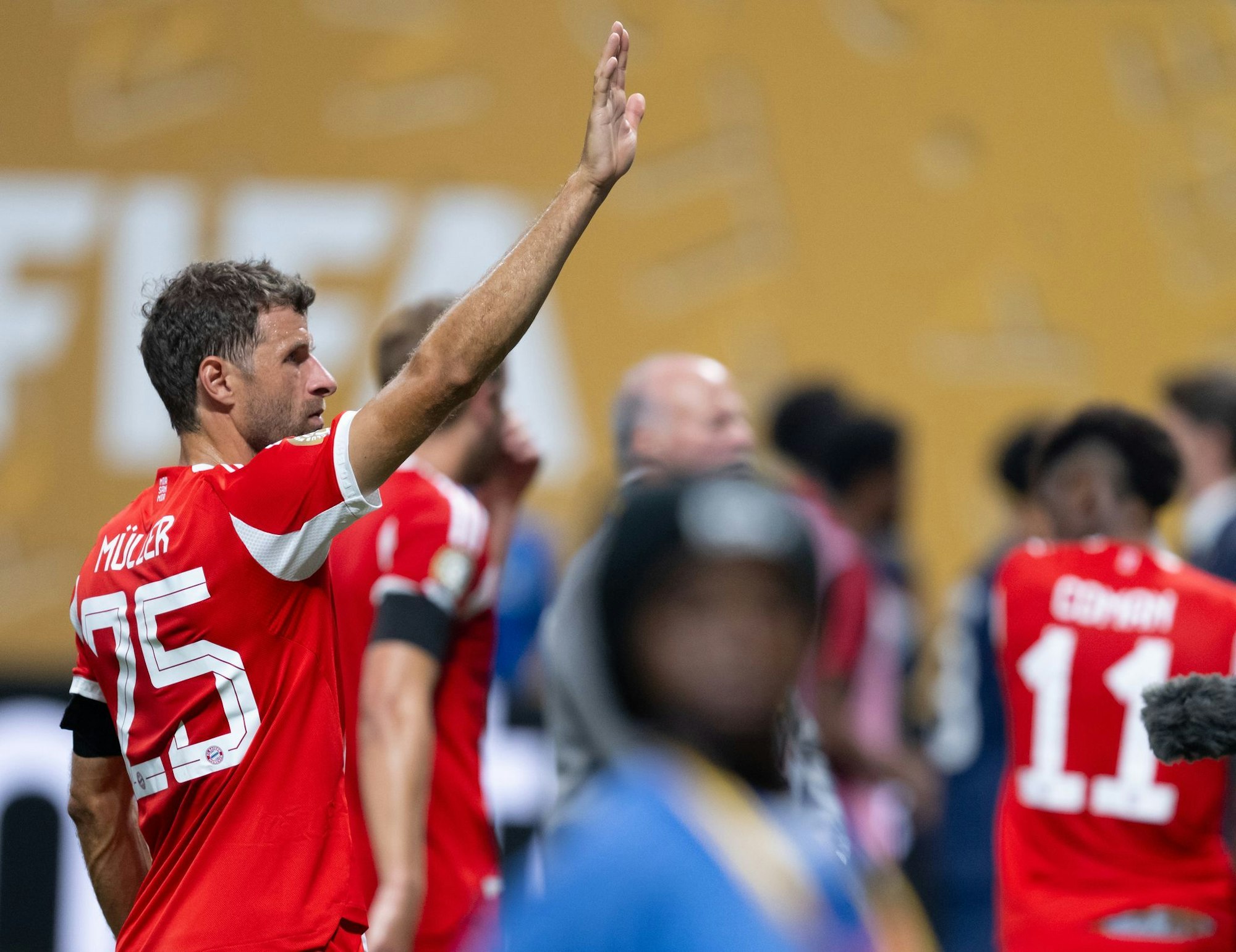 Ex-Weltmeister Müller hat als Profi noch nicht genug.
