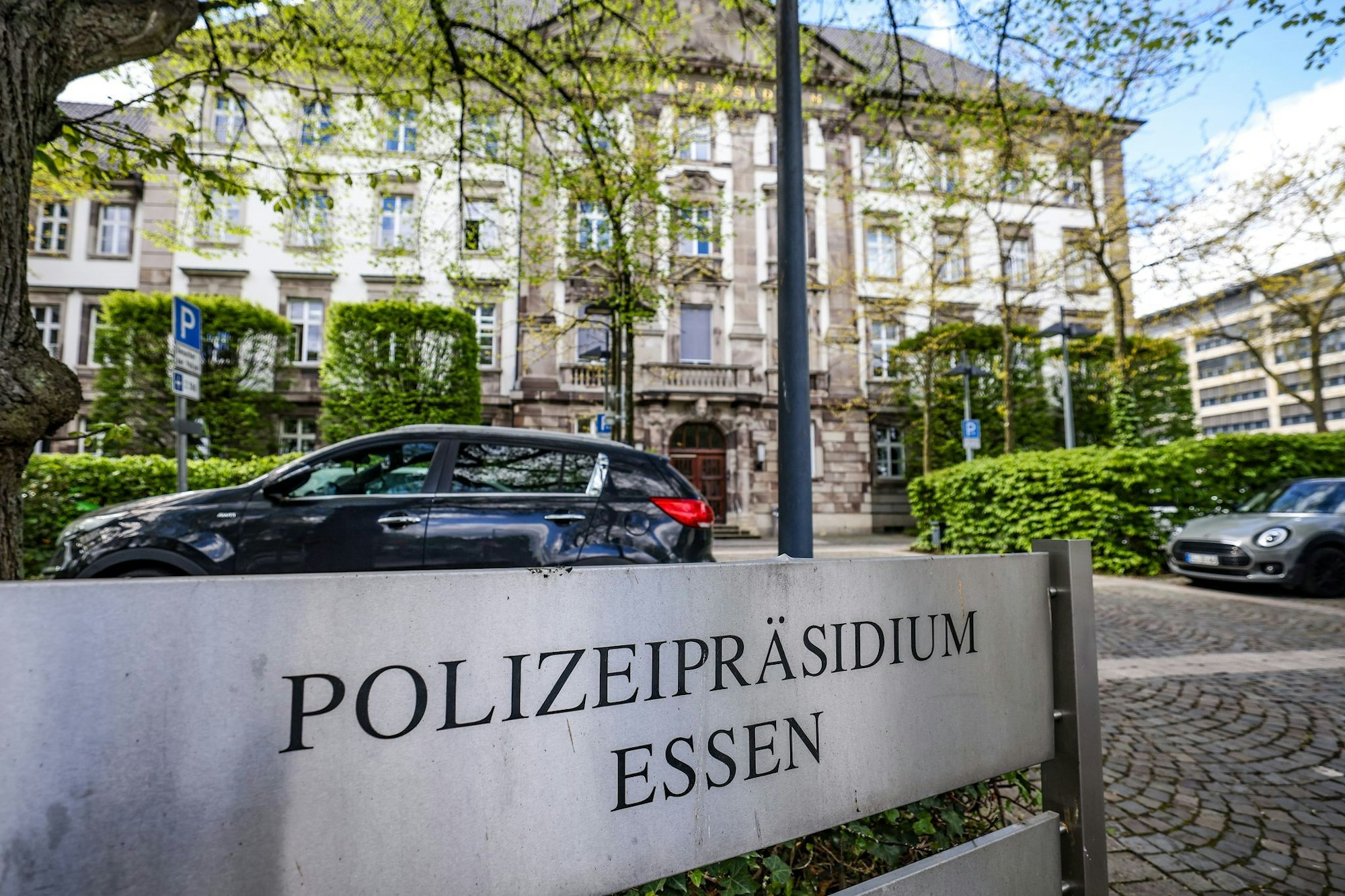 Im Keller des Polizeipräsidiums Essen lagerten bislang unbekannte Akten zur Entführung des Aldi-Gründers Theo Albrecht. (Archivbild)