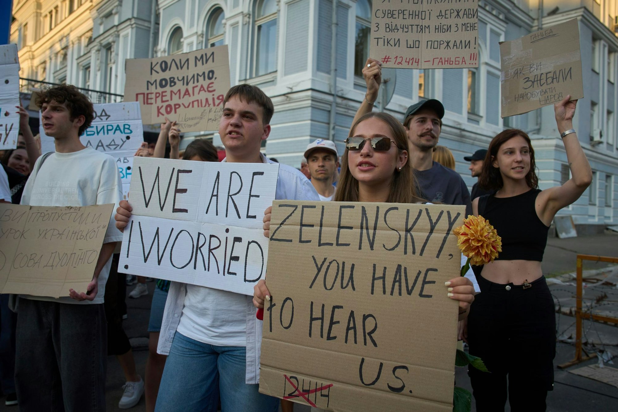 Seit Tagen gab es Proteste in Kiew und anderen Städten gegen die Beschneidung der Vollmachten der Anti-Korruptionsbehörden.