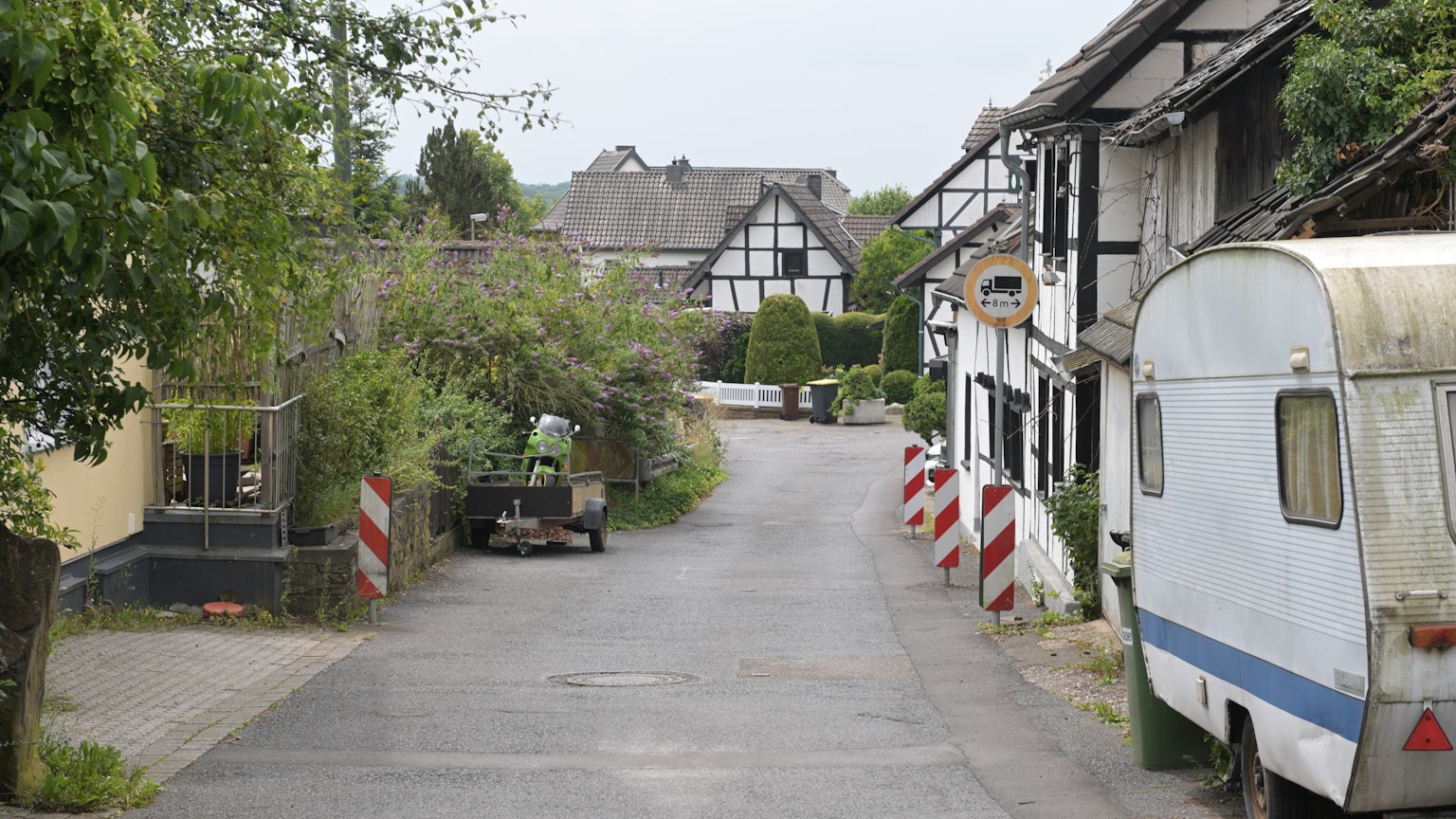 Die Durchfahrt in Menzlingen ist sehr eng.