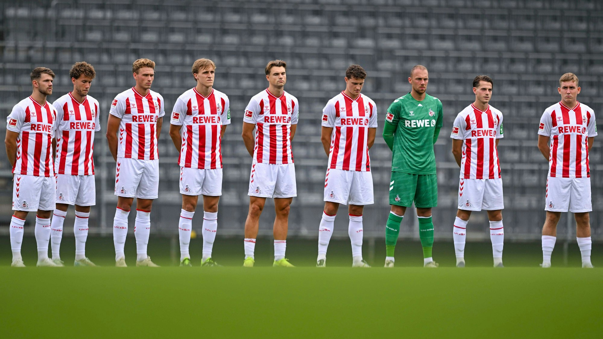 Die Mannschaft des 1. FC Köln vor dem Testspiel gegen Leicester City.