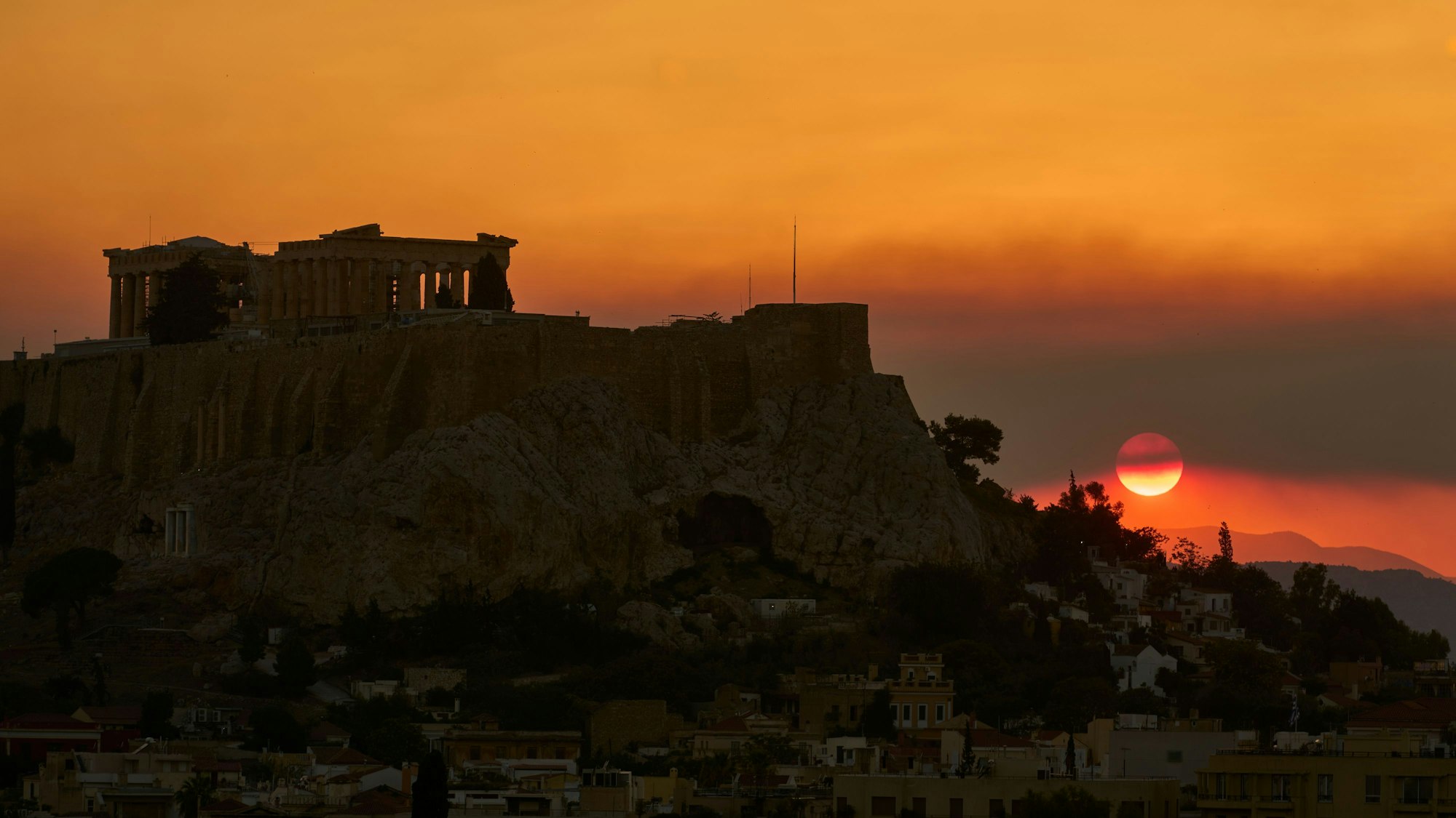 Athen bat die EU um sechs Löschflugzeuge bei Bränden.