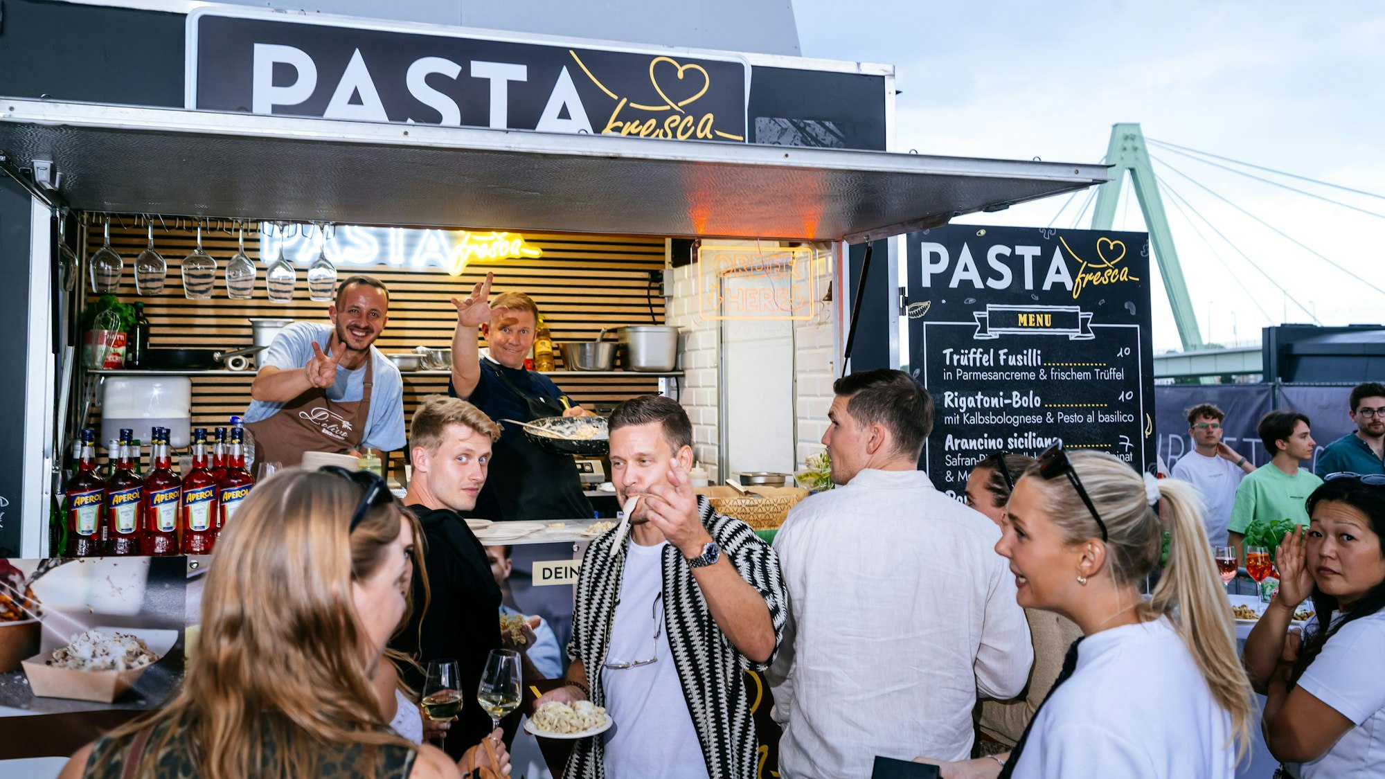 Frische Pasta lockte Besucher an diesen Genuss-Stand