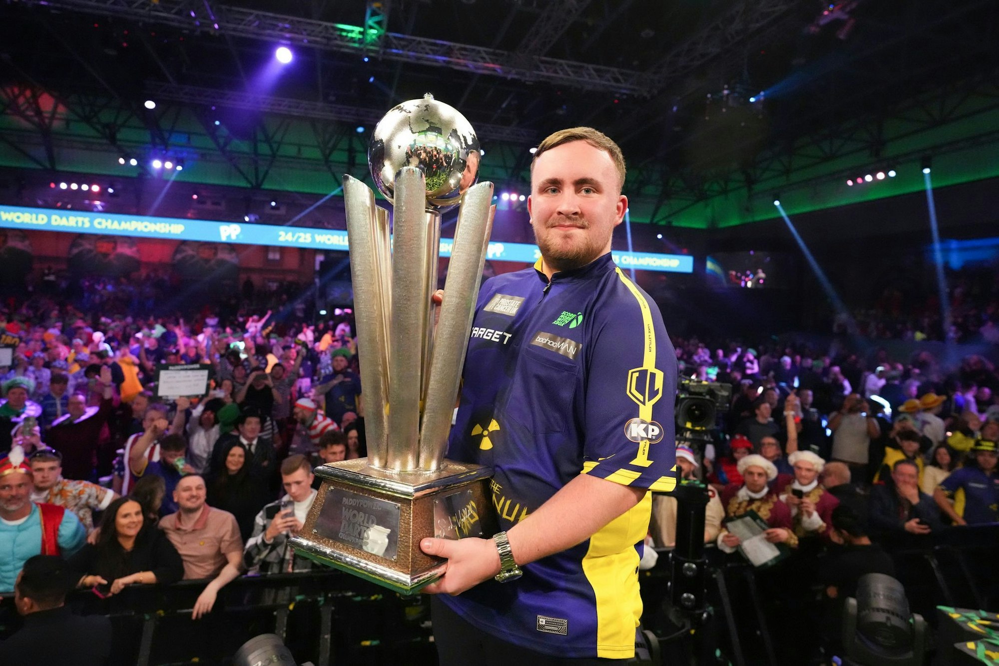 Weltmeister und World-Matchplay-Sieger: Luke Littler. (Archivbild)