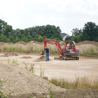 Das Foto zeigt eine archäologische Grabung.