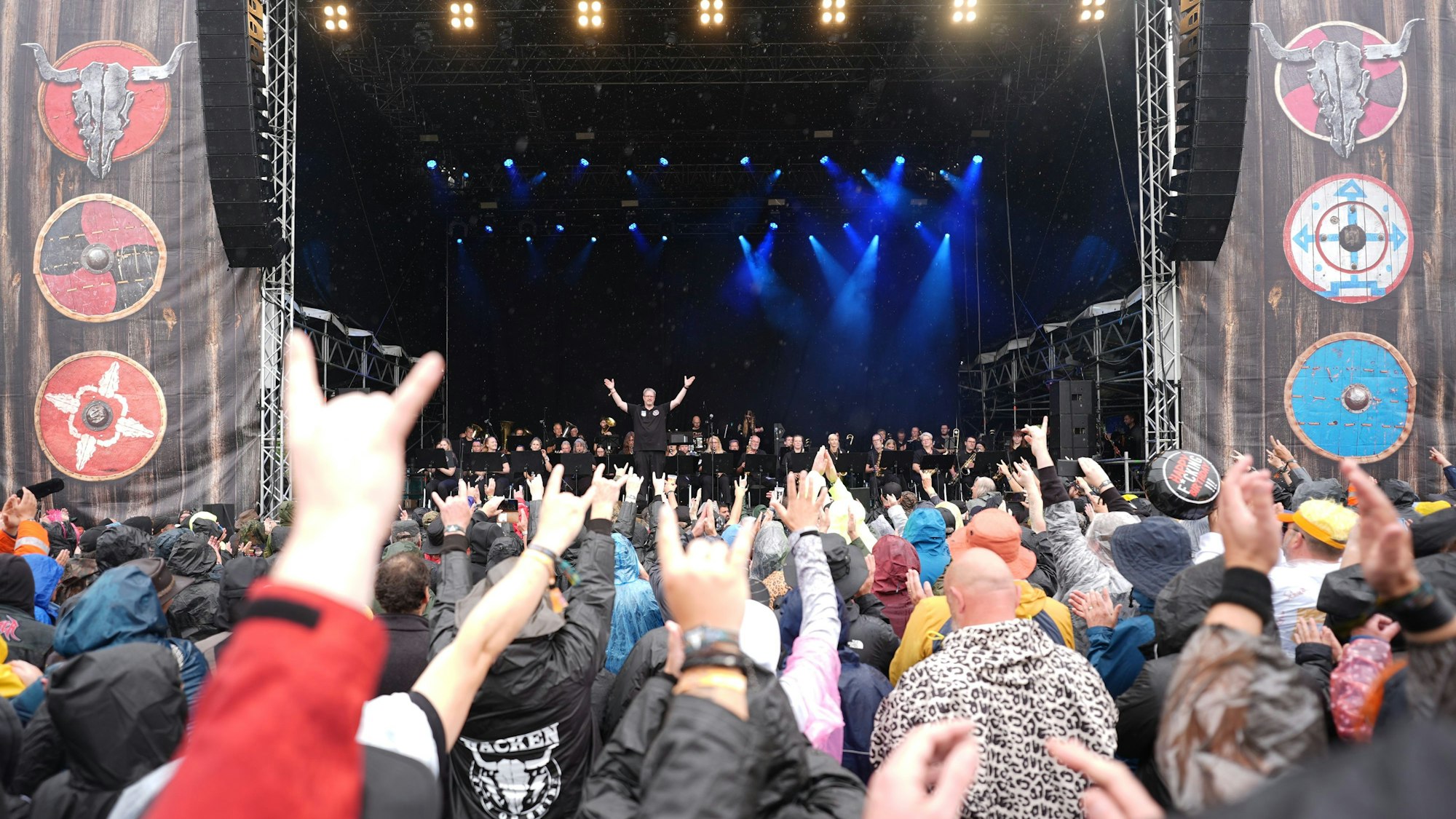 Die „Stiftung Auge“ will durch einen Stand und zwei große Kampagnen auf dem Wacken auf Vorsorgeuntersuchungen und den Organspendeausweis aufmerksam machen.