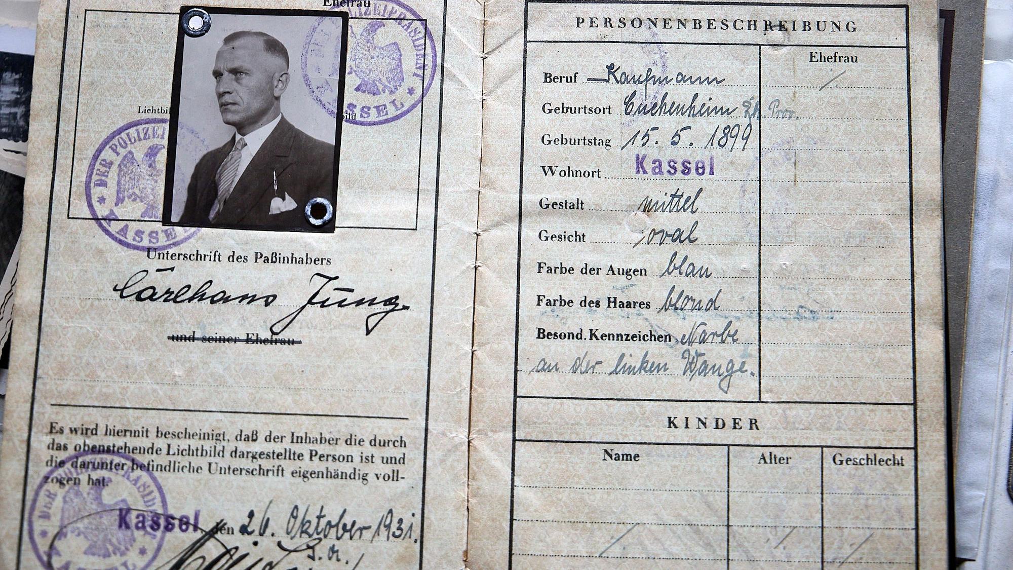 Der Reisepass von Carlshans Jung