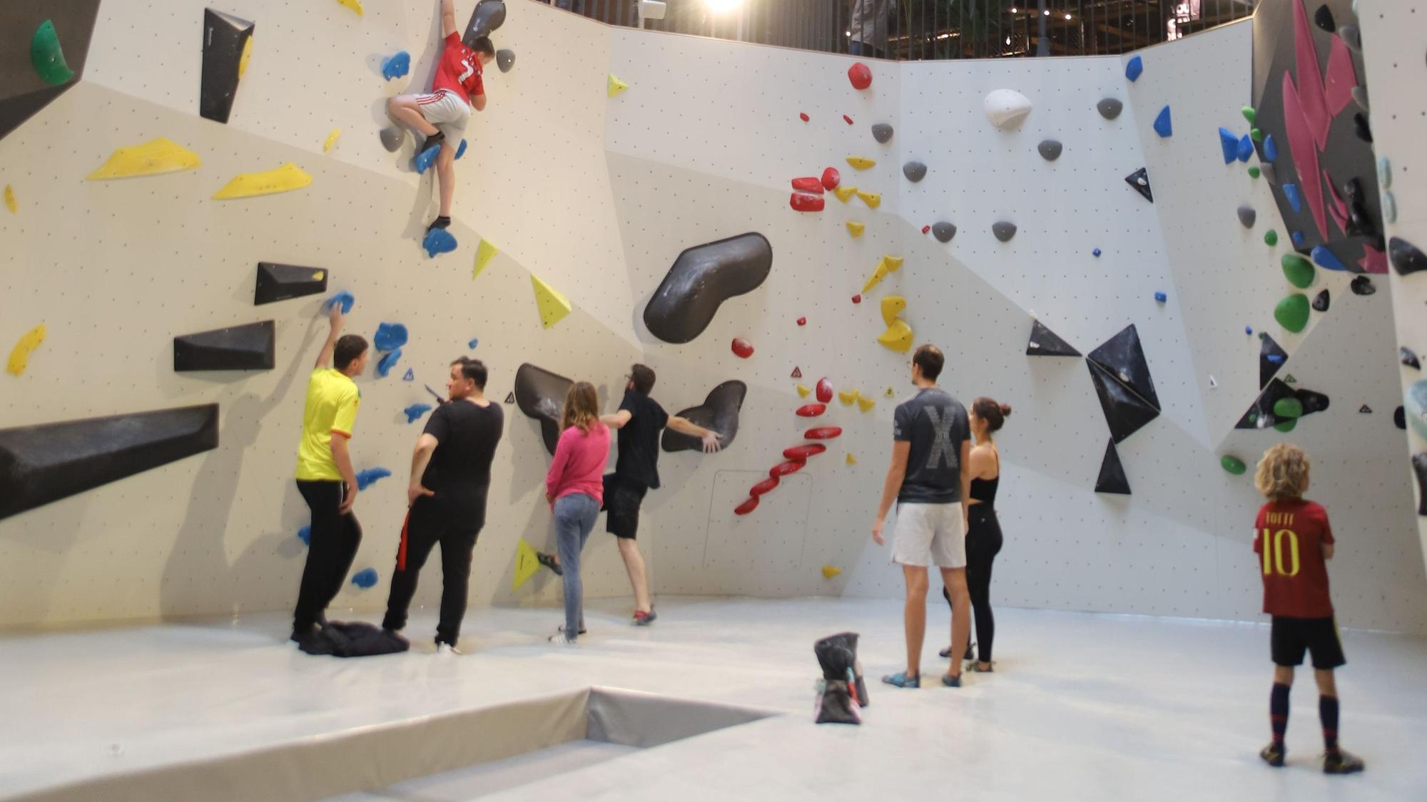 Die Boulderhalle im Troisdorfer Happy Franky