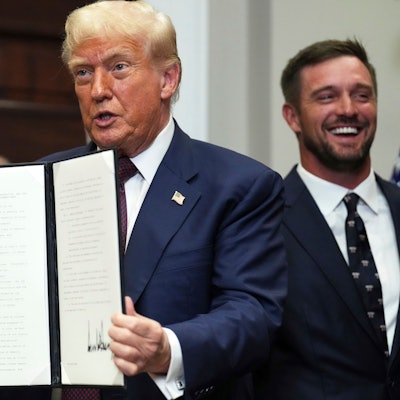 Donald Trump hat die angedrohten Zölle nun endgültig beschlossen.