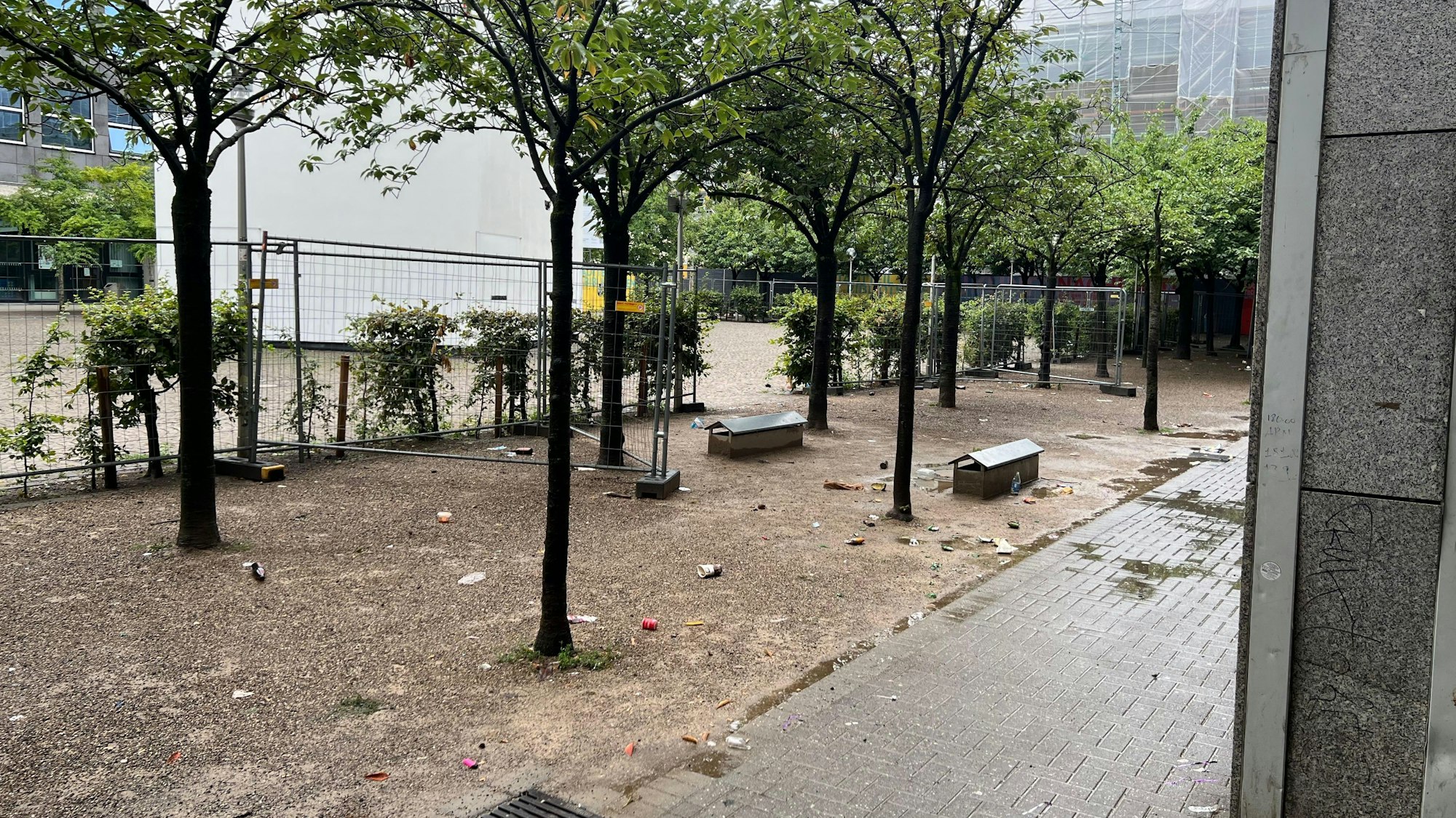 Der Drogenkonsum am Josef-Haubrich-Hof ist in den vergangenen Monaten immer sichtbarer geworden.