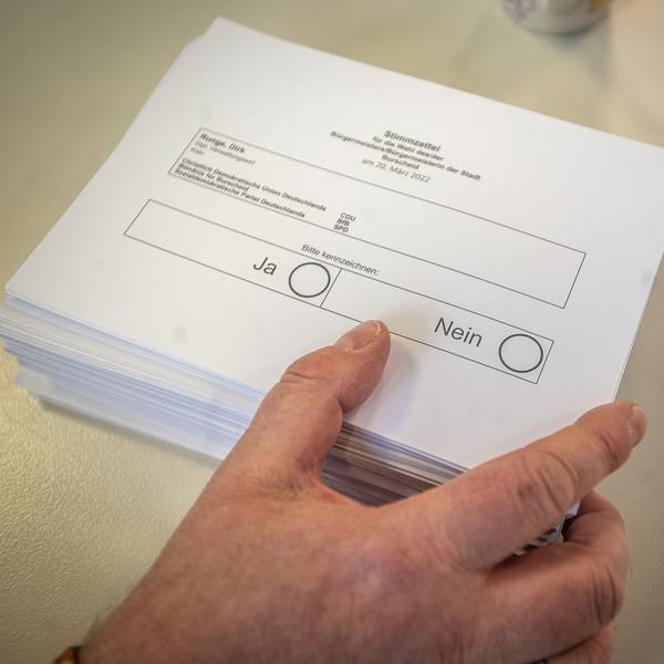 Wahlzettel für die Bürgermeisterwahl in Burscheid am 20. März 2022