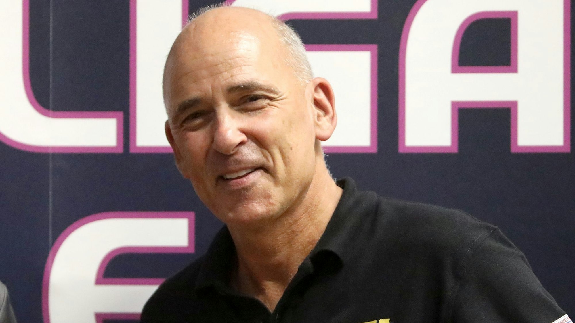 Wolfgang Pütz, Veranstalter des nationalen E-Darts-Turniers in der Troisdorfer Stadthalle und Gründer einer gleichnamigen regionalen Dartliga