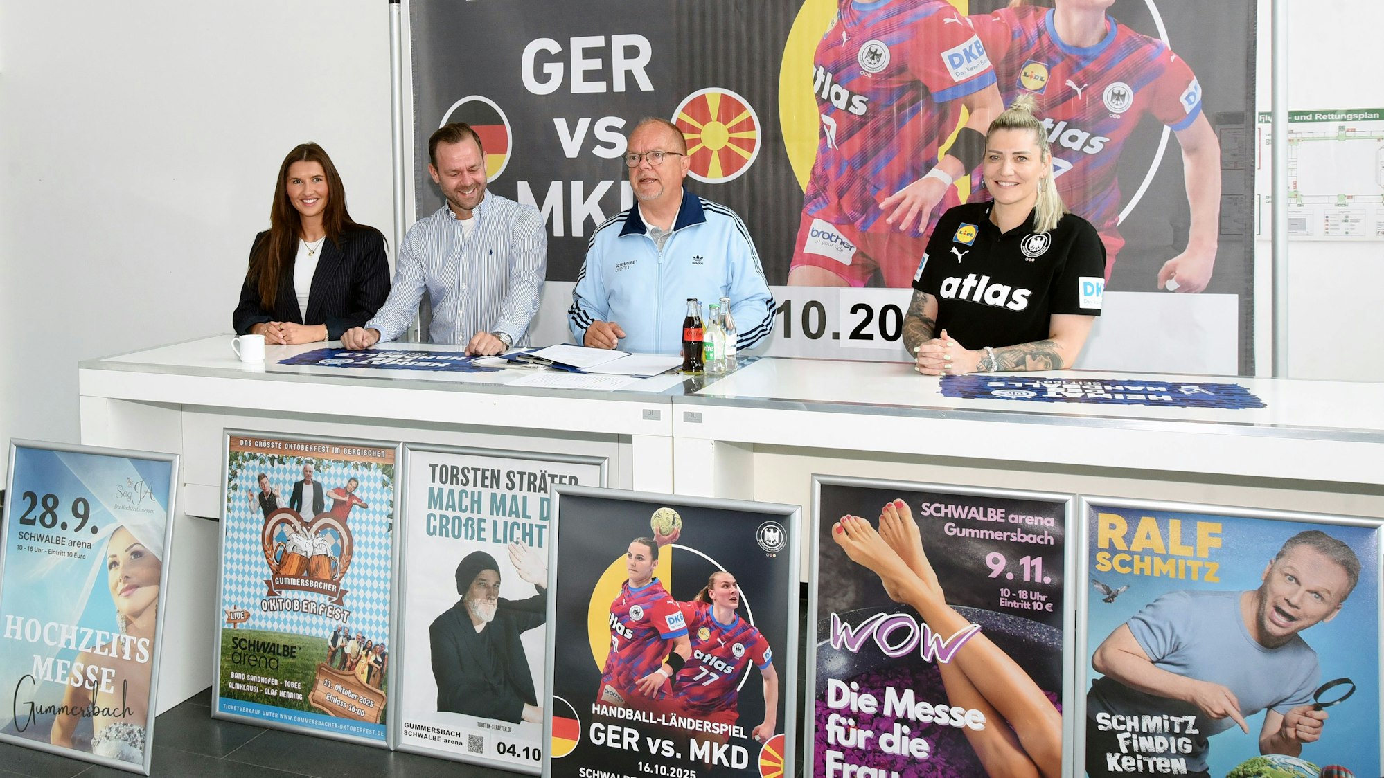 Haben Promis im Gepäck (v.l.): Svenja Schneider, Timo Bay, Wolf-Dietrich „Didi“ Weithöner und Anja Althaus.