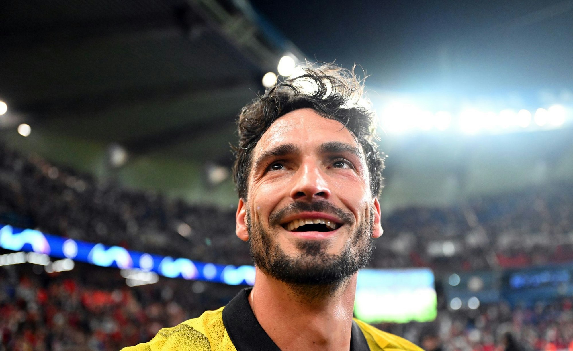 Mats Hummels präsentiert sich in Dortmund nochmal den Fans