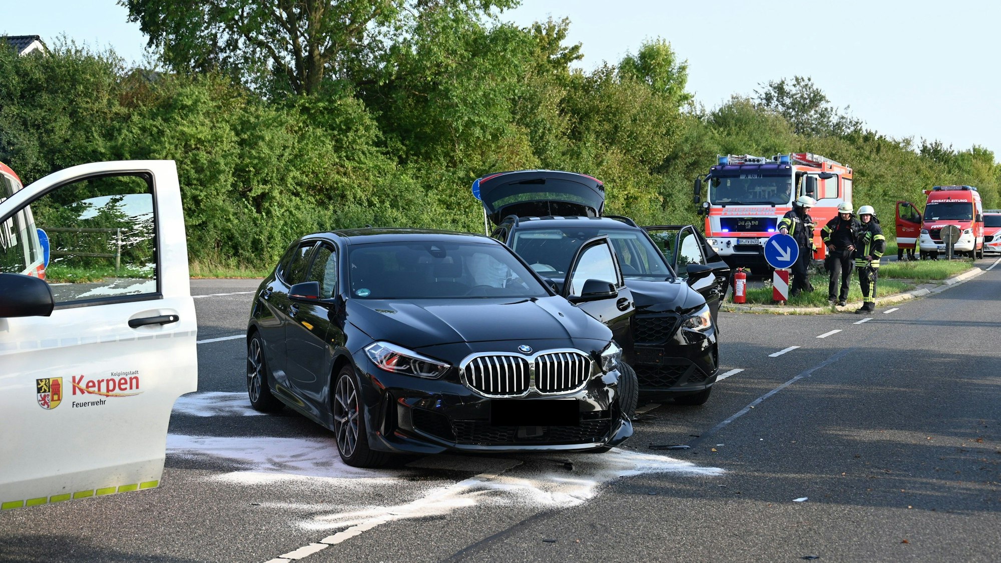 In dem Seat waren unter anderem zwei fünf Jahre alte Kinder, die beide verletzt wurden.
