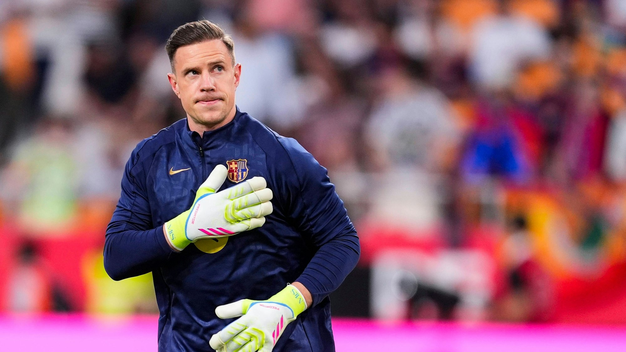 Marc-André ter Stegen beim FC Barcelona: Nach dem Streit mit dem Klub verliert der Nationaltorhüter vorerst das Kapitänsamt.