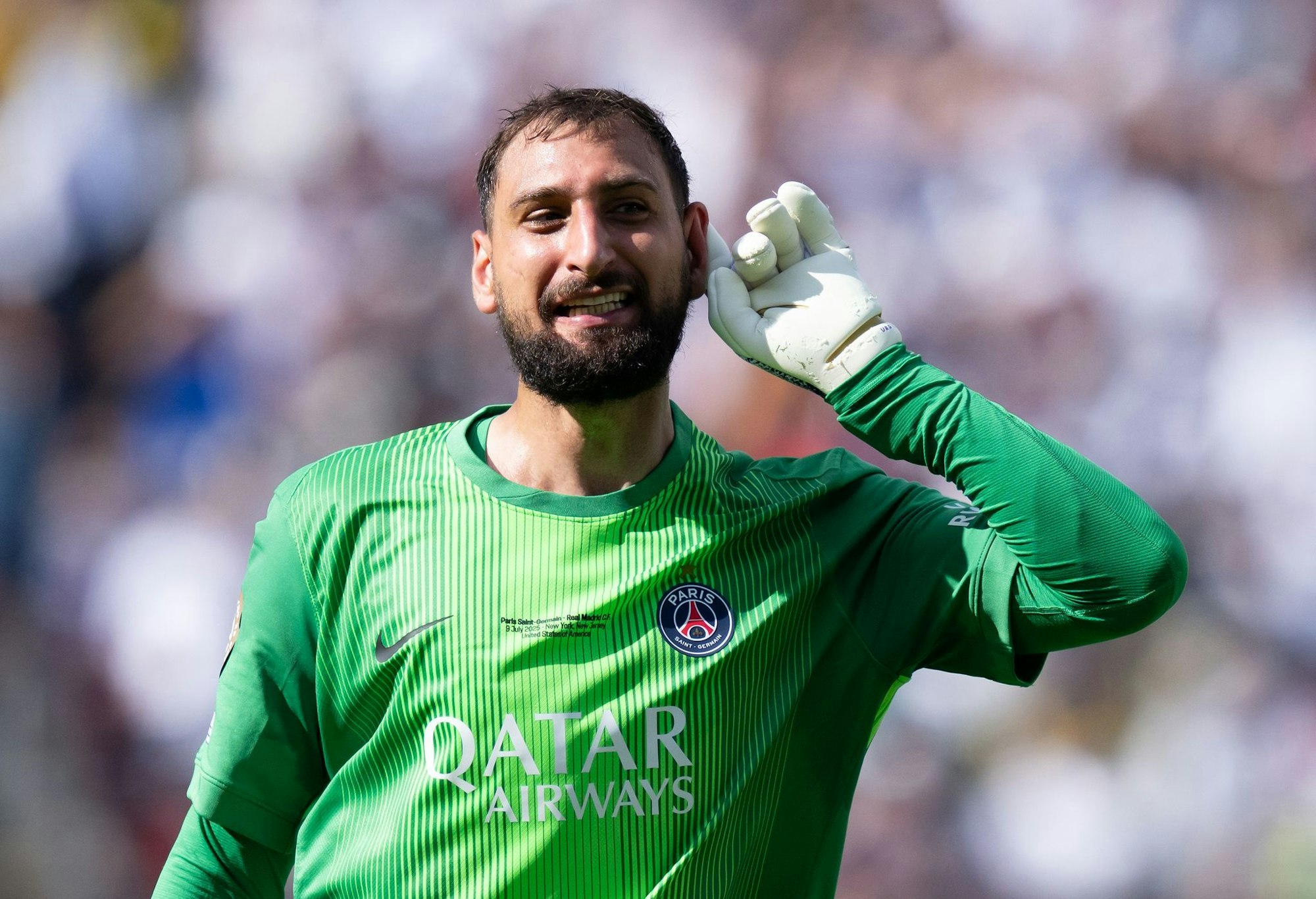 Richtig gehört? Torwart Gianluigi Donnarumma soll bei PSG vor dem Aus stehen.