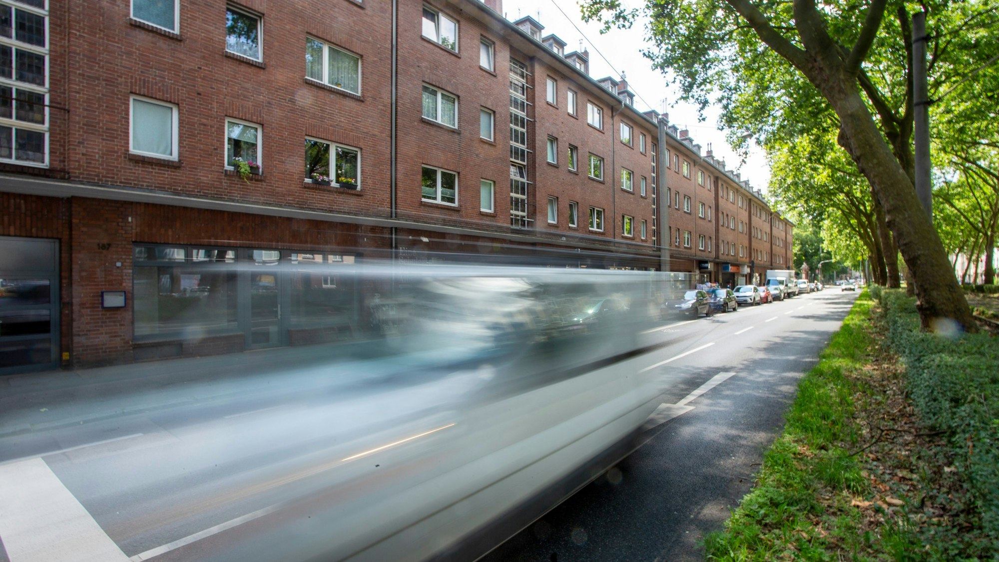Tempo runter auf der Luxemburger. Nur noch 30 km/h sind erlaubt.