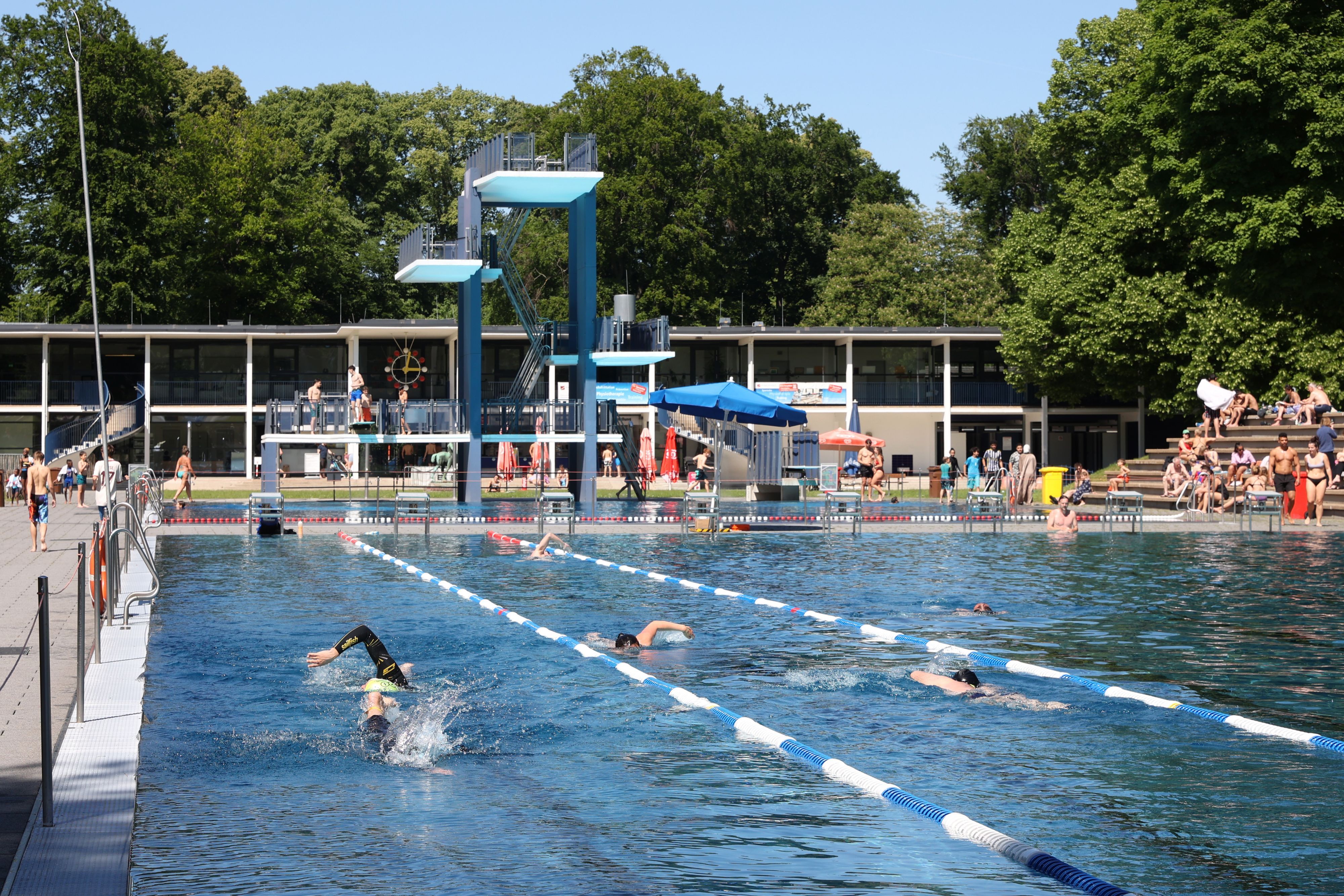 Nicht nur im Stadionbad hat ab Christi Himmelfahrt das Freibad geöffnet. (Archivfoto)