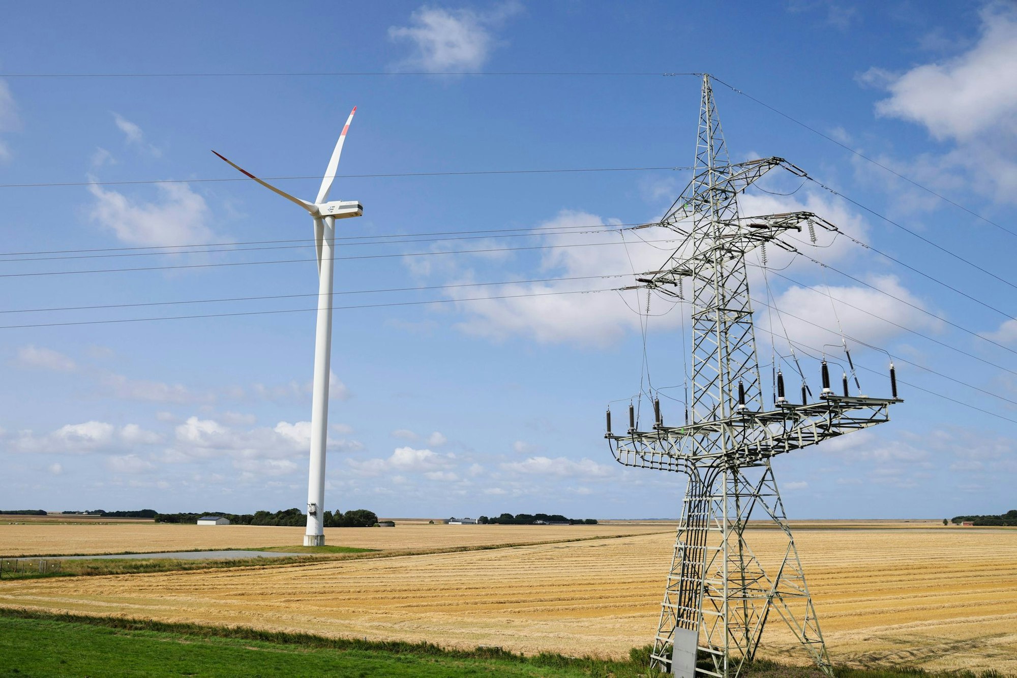 Im Norden ist die Windstromproduktion in den vergangenen Jahren stark ausgebaut worden. (Symbolbild)