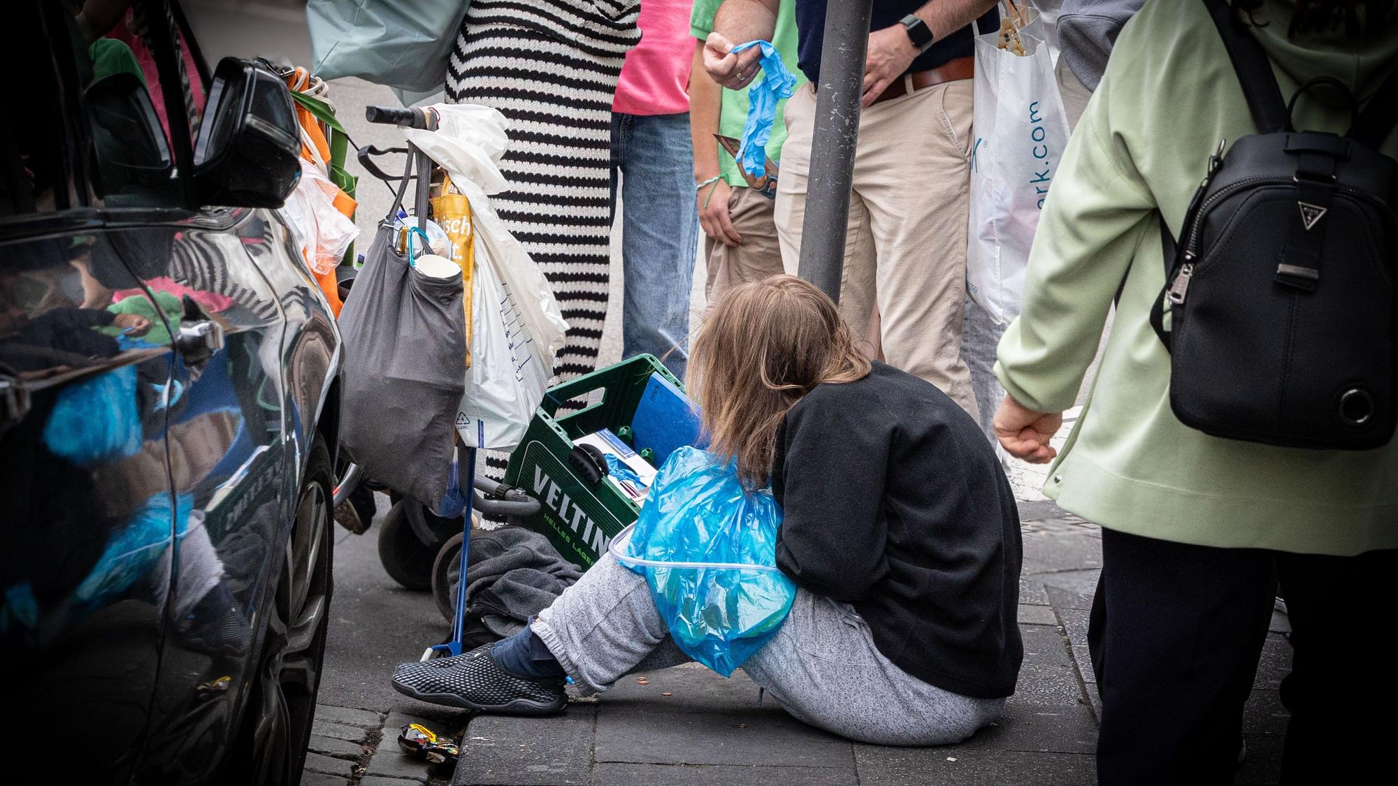 Das Elend der Drogensüchtigen auf dem Neumarkt schreit eigentlich nach einer Lösung. Aber die ist noch nicht in Sicht.