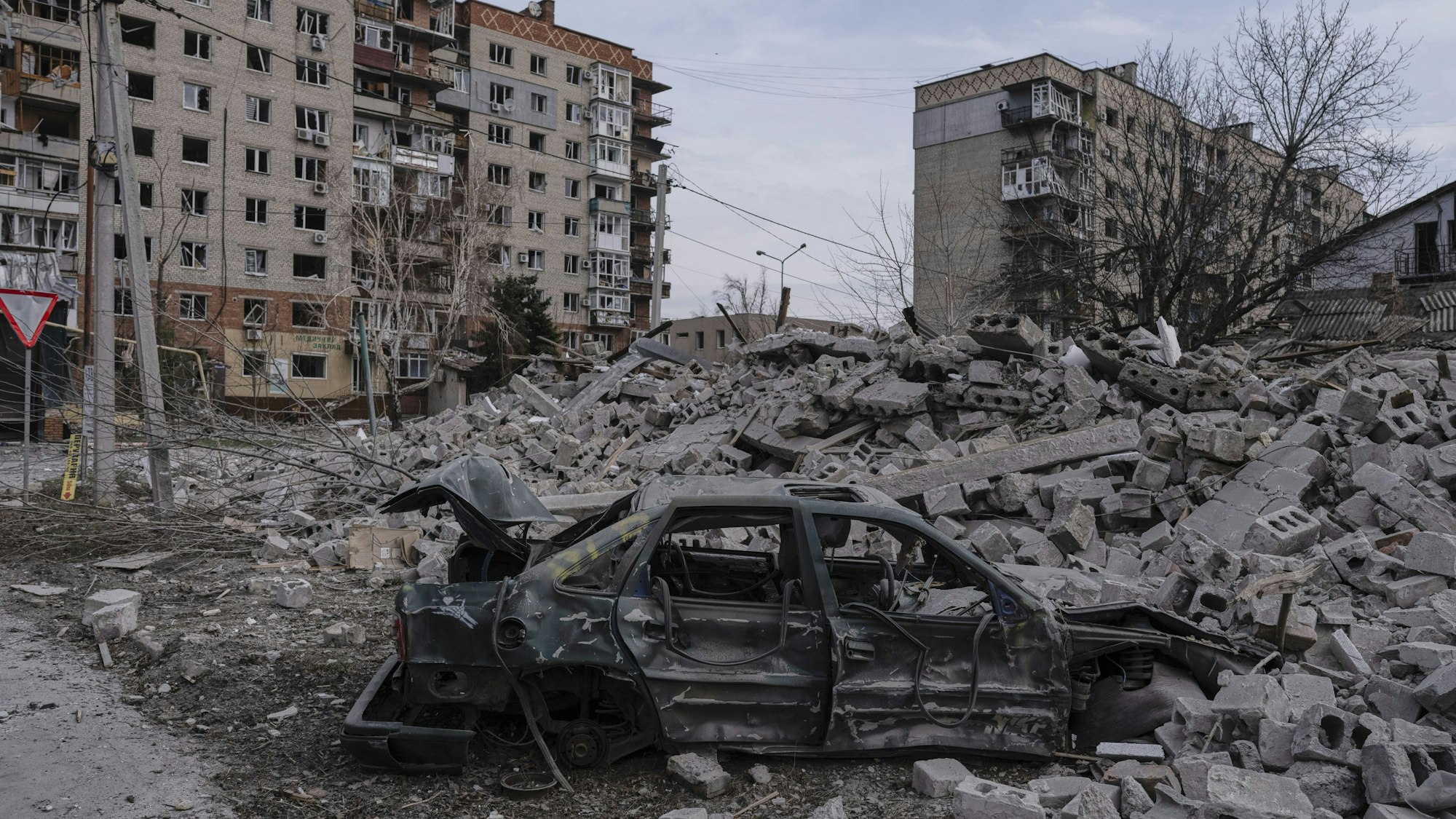 Dieses Foto zeigt die Zerstörung in Pokrowsk in der Region Donezk.