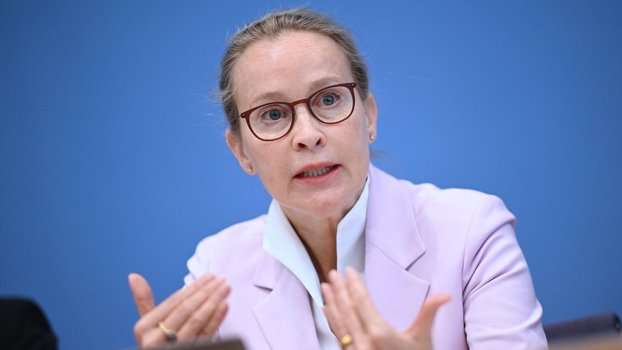 Frauke Brosius-Gersdorf, Juristin, spricht auf einer Pressekonferenz. (Archivbild)