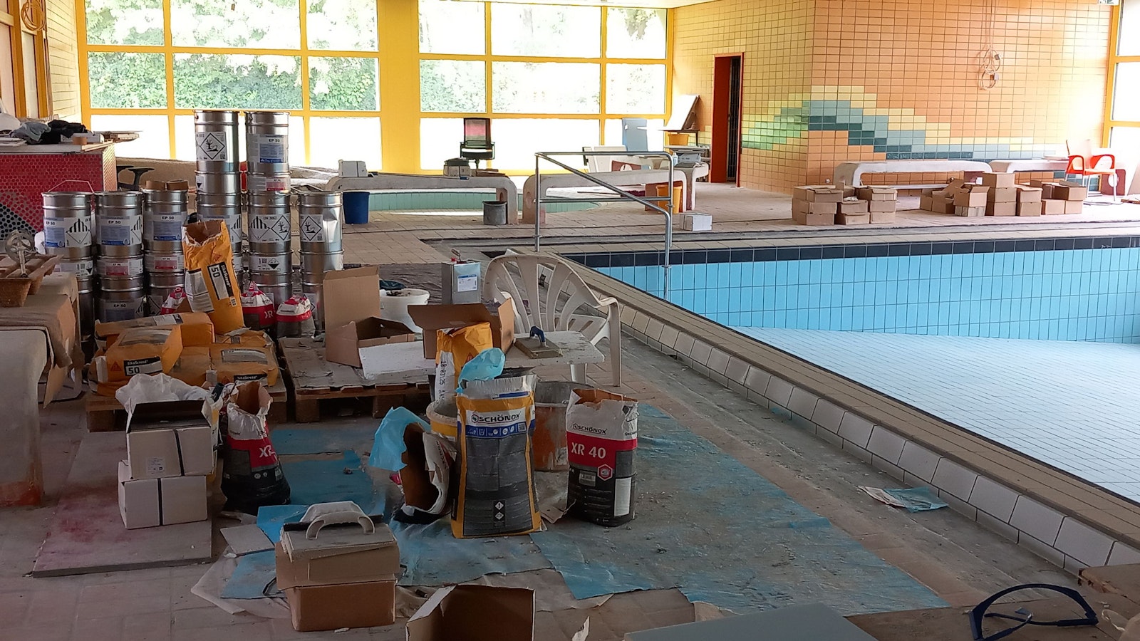 Die Halle während der Bauphase.