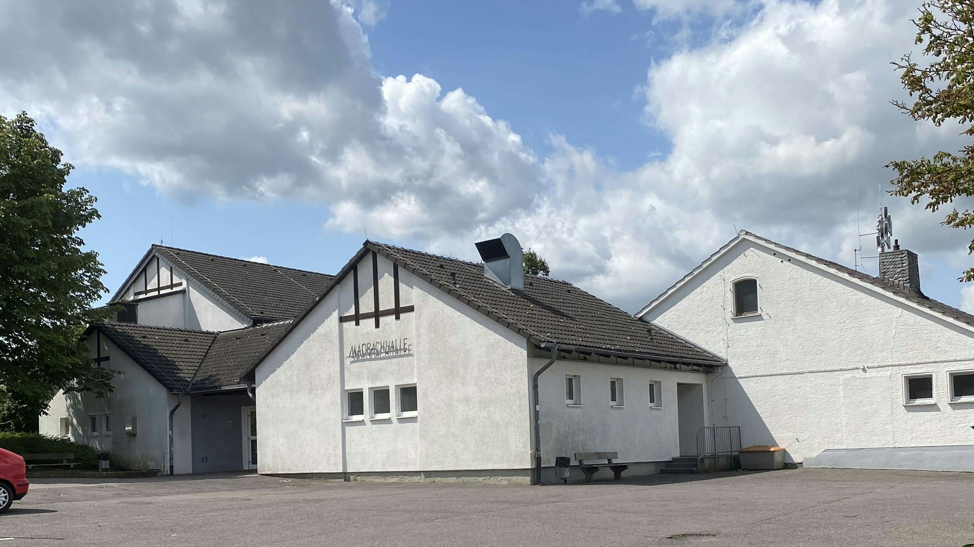 Stolz sind die Queckenberger auf ihre Madbachhalle, die als Mehrzweckhalle Treffpunkt der Vereine ist.