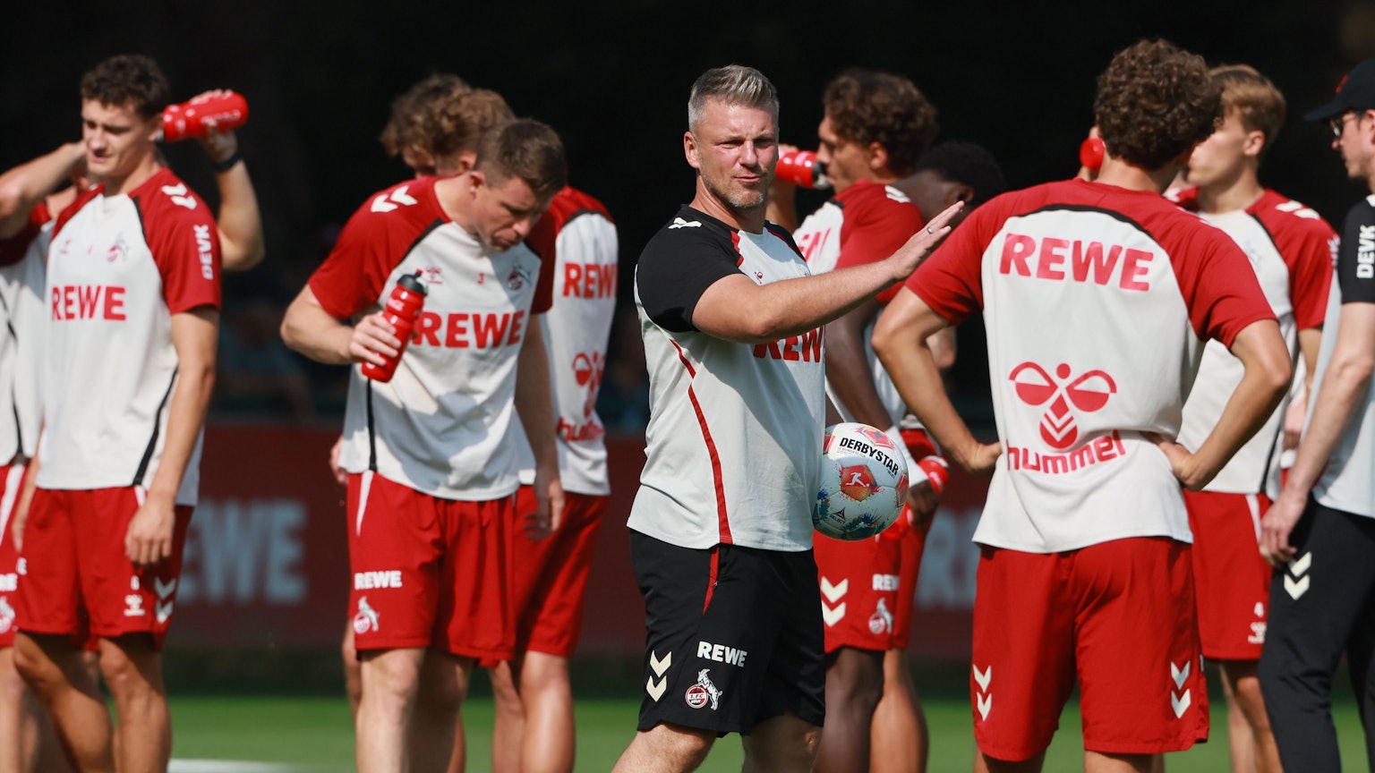 1. FC Köln, Training, Mitte Lukas Kwasniok (1. FC Köln), 14.08.2025, Bild: Herbert Bucco