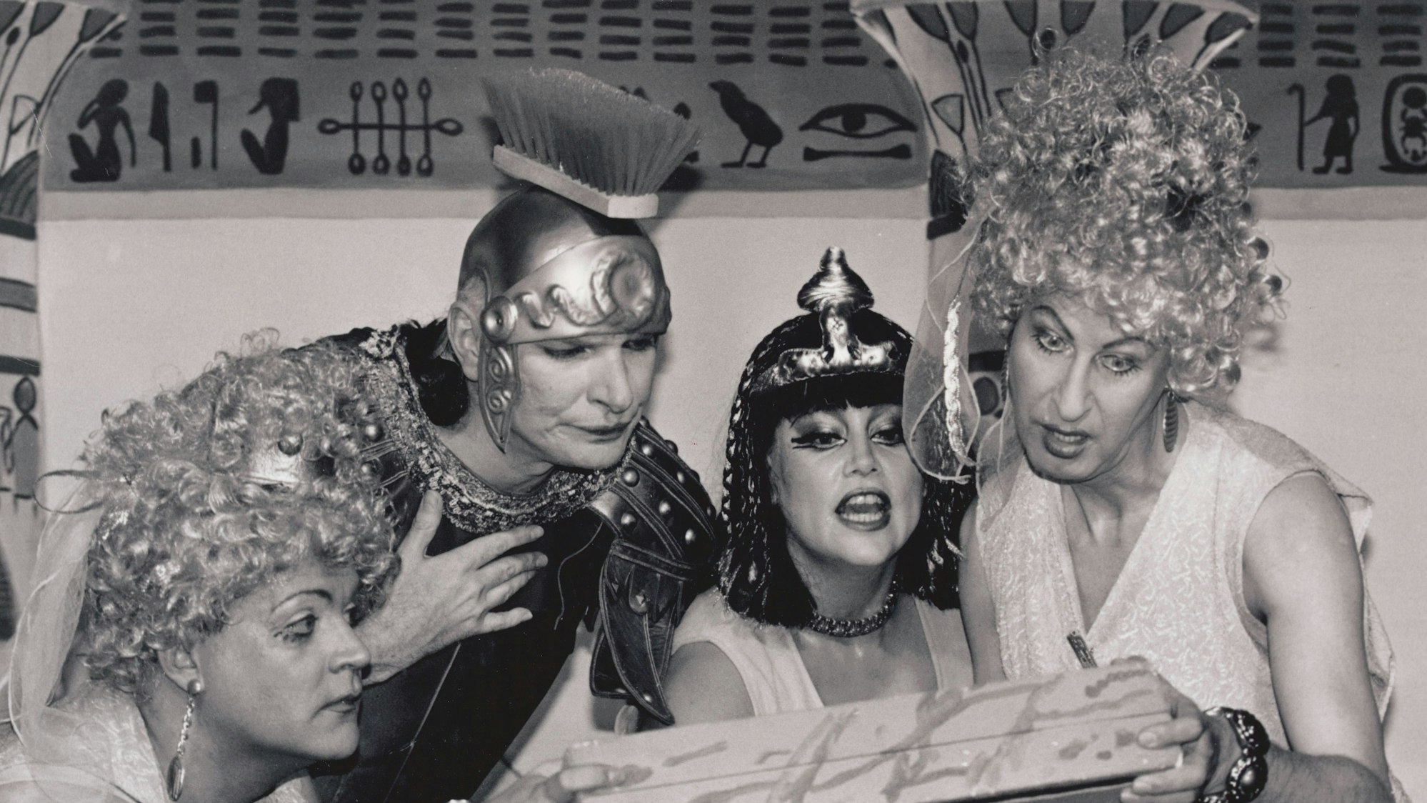 Ralph Morgenstern (2.vl.) in „Cleopatra“.