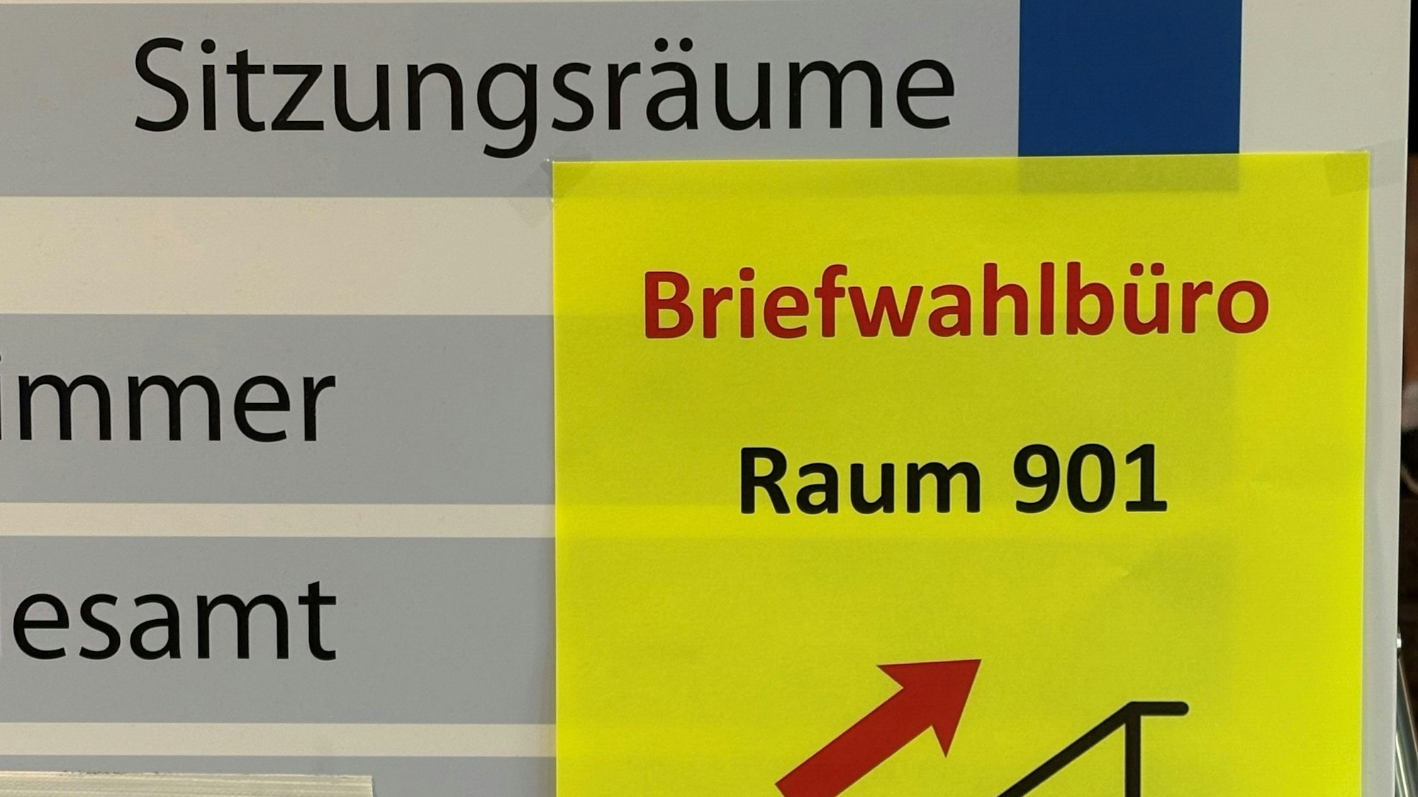 Das Briefwahlbüro der Stadt Bornheim befindet sich in der ersten Etage des Rathauses.