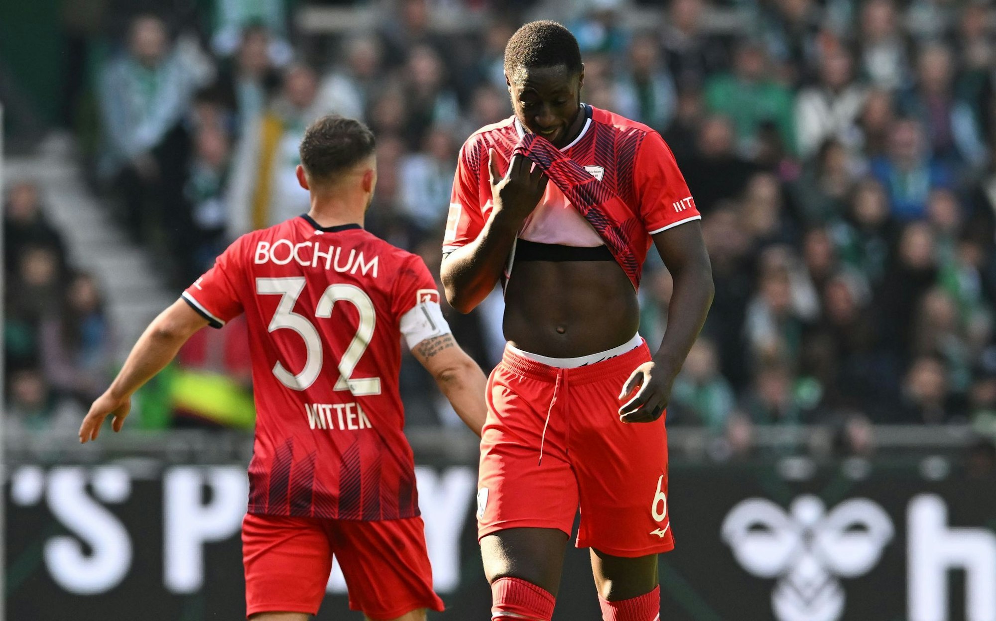 Bochums Ibrahima Sissoko fällt mit einer Schulterverletzung lange aus.