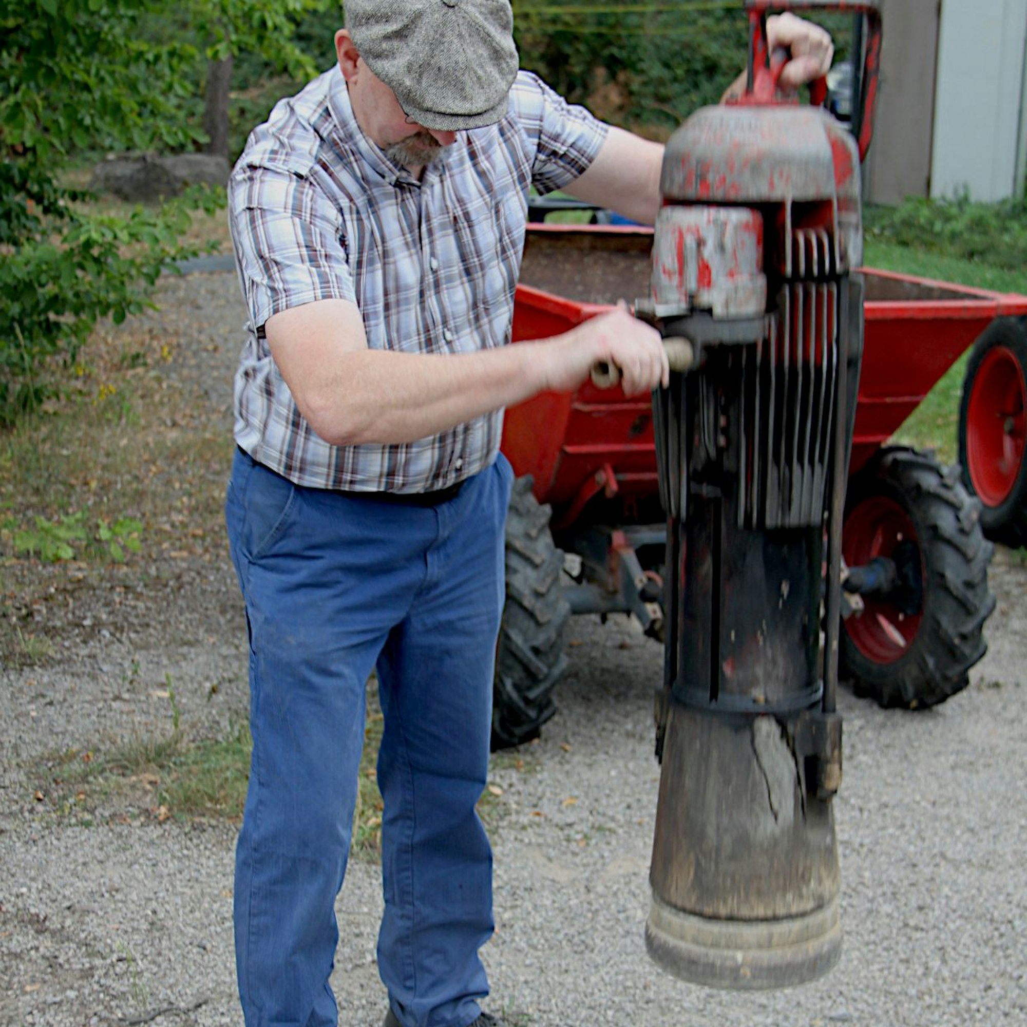 Axel Dohmen bedient die „Explosionsramme“.