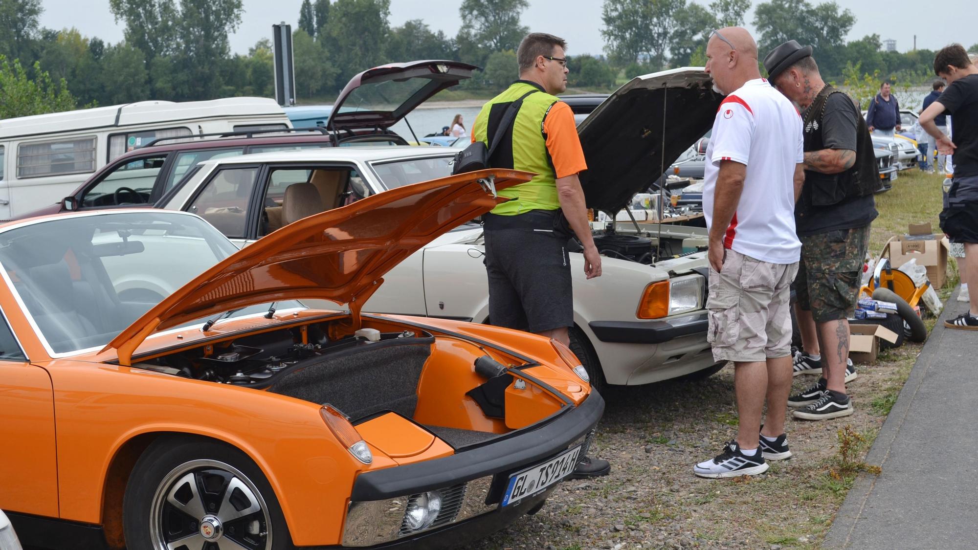 Zum 20. Mal fand in Mondorf der Oldtimer-Treff Classic Cars statt