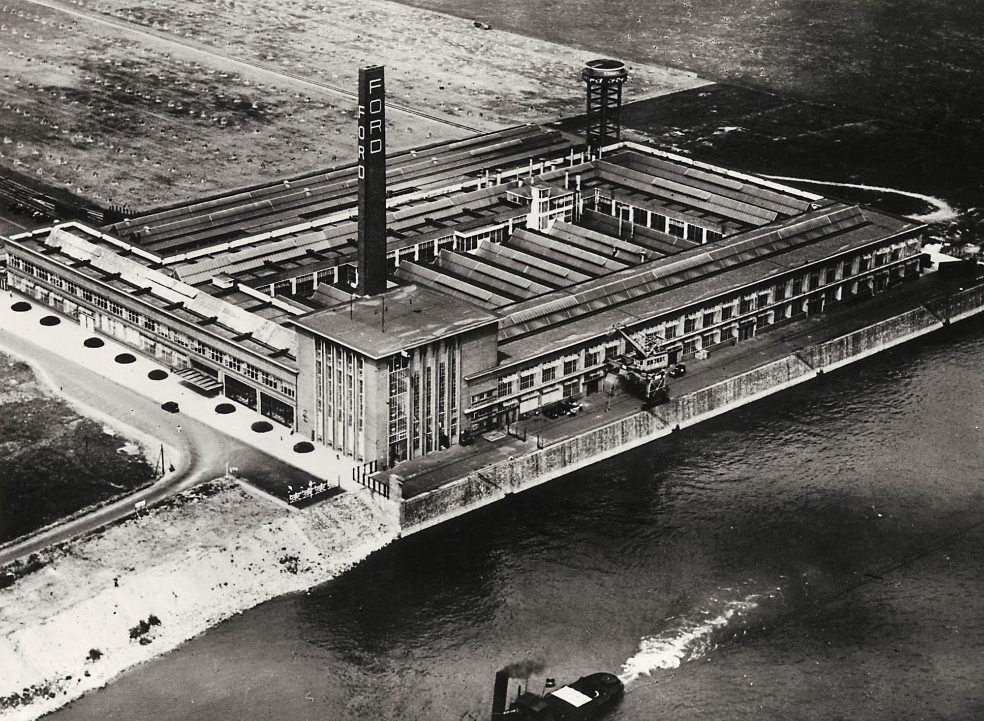 1931 nahm Ford die Produktion im neu errichteten Werk in Köln-Niehl auf.