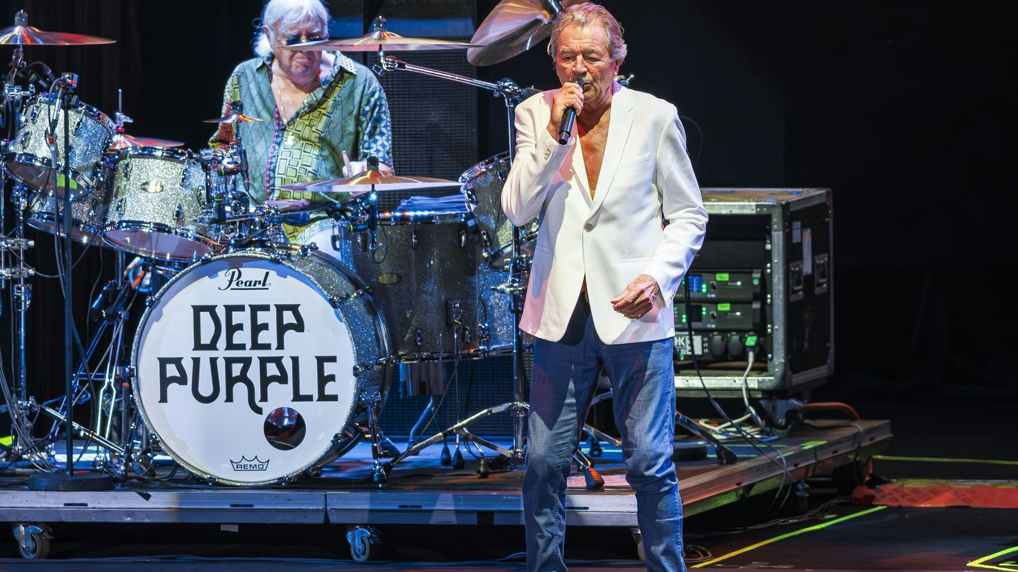 Mit Deep Purple steht Sänger Ian Gillan (mit Schlagzeuger Ian Paice) immer noch regelmäßig auf der Bühne. (Archivfoto)
