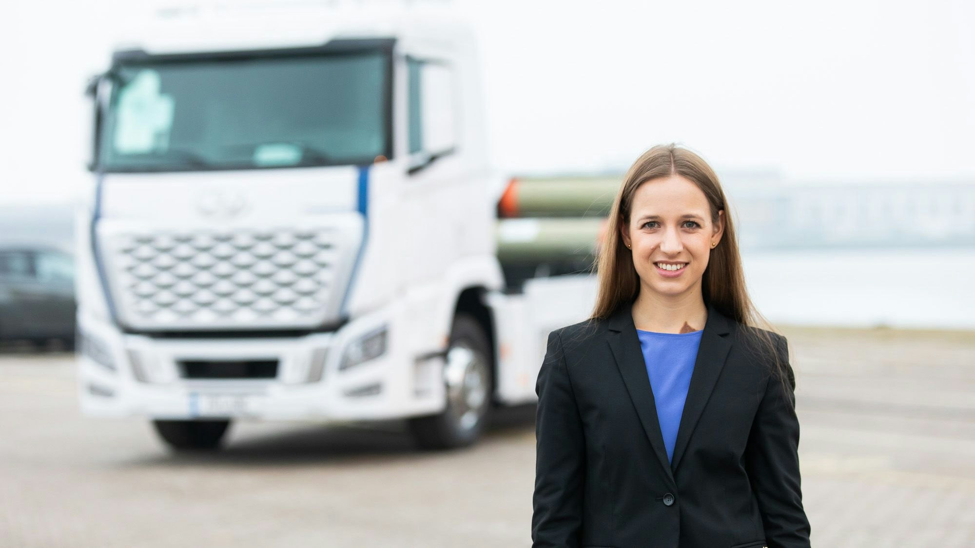 Sara Schiffer, Geschäftsführerin des H2-Lkw-Vermieters hylane