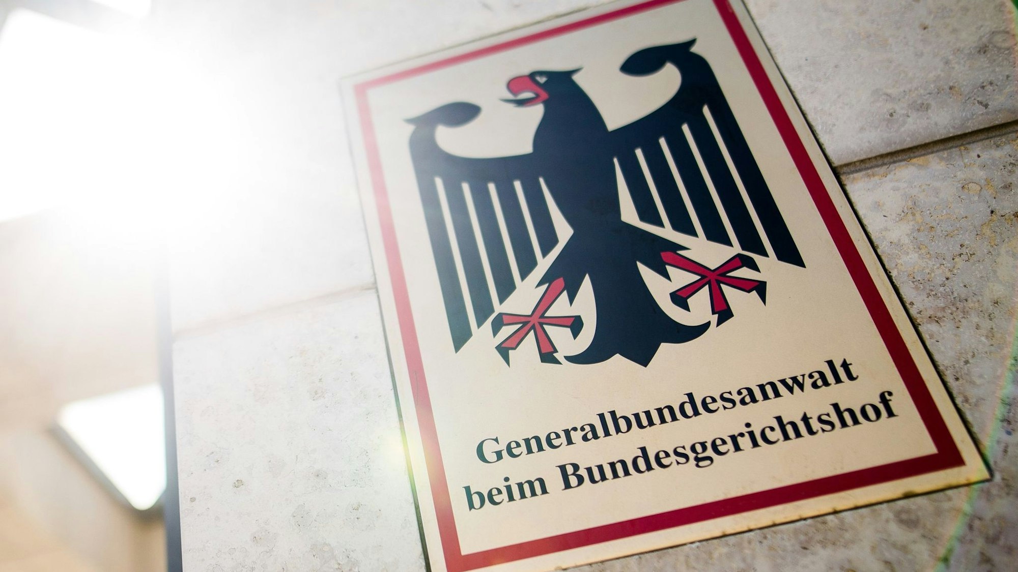 Die Bundesanwaltschaft hat einen mutmaßlichen IS-Unterstützer angeklagt. (Archivbild)