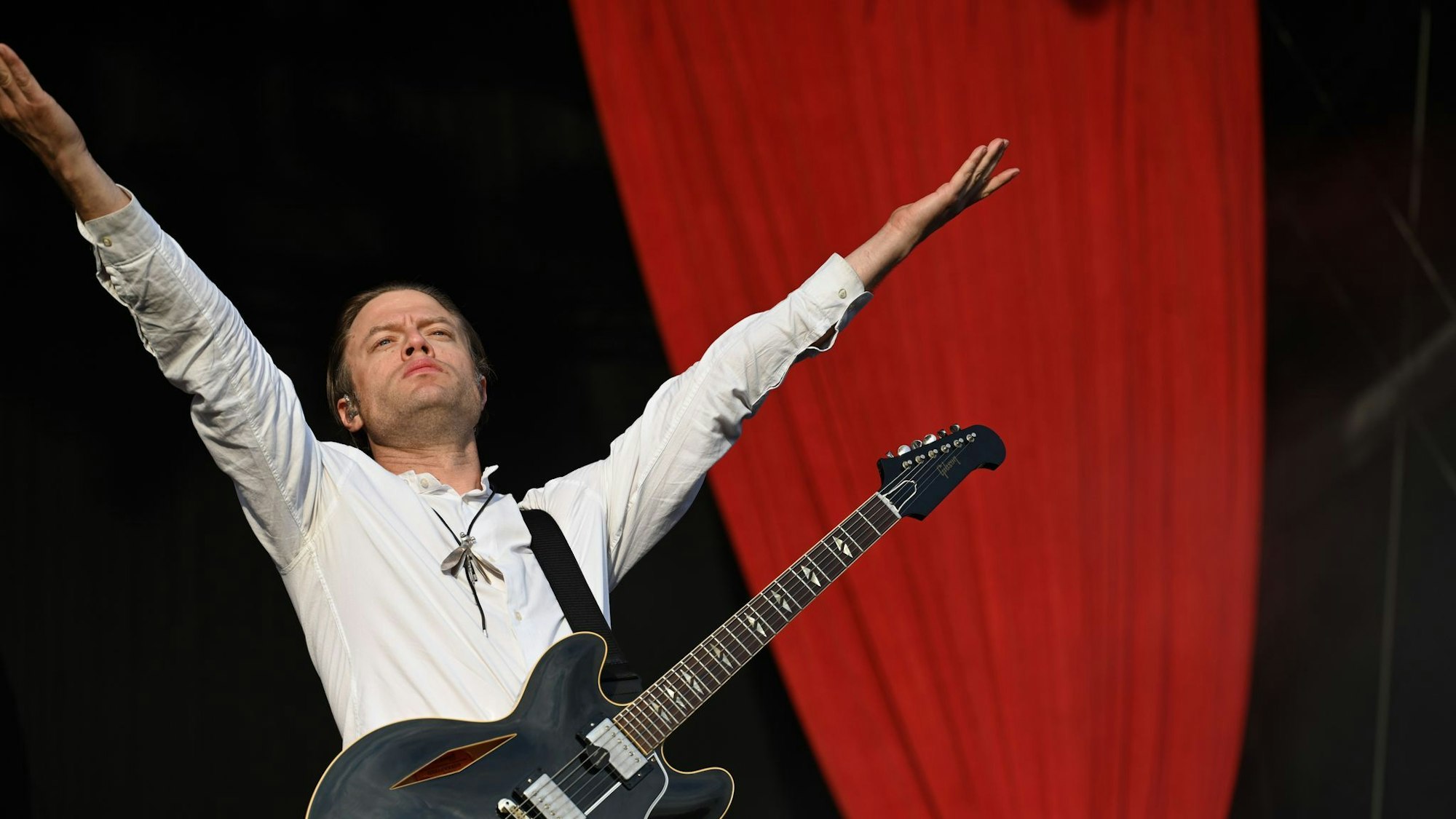 Die Rockband Mando Diao mit Frontmann Björn Dixgård hat kommende Konzerte abgesagt. (Archivbild)