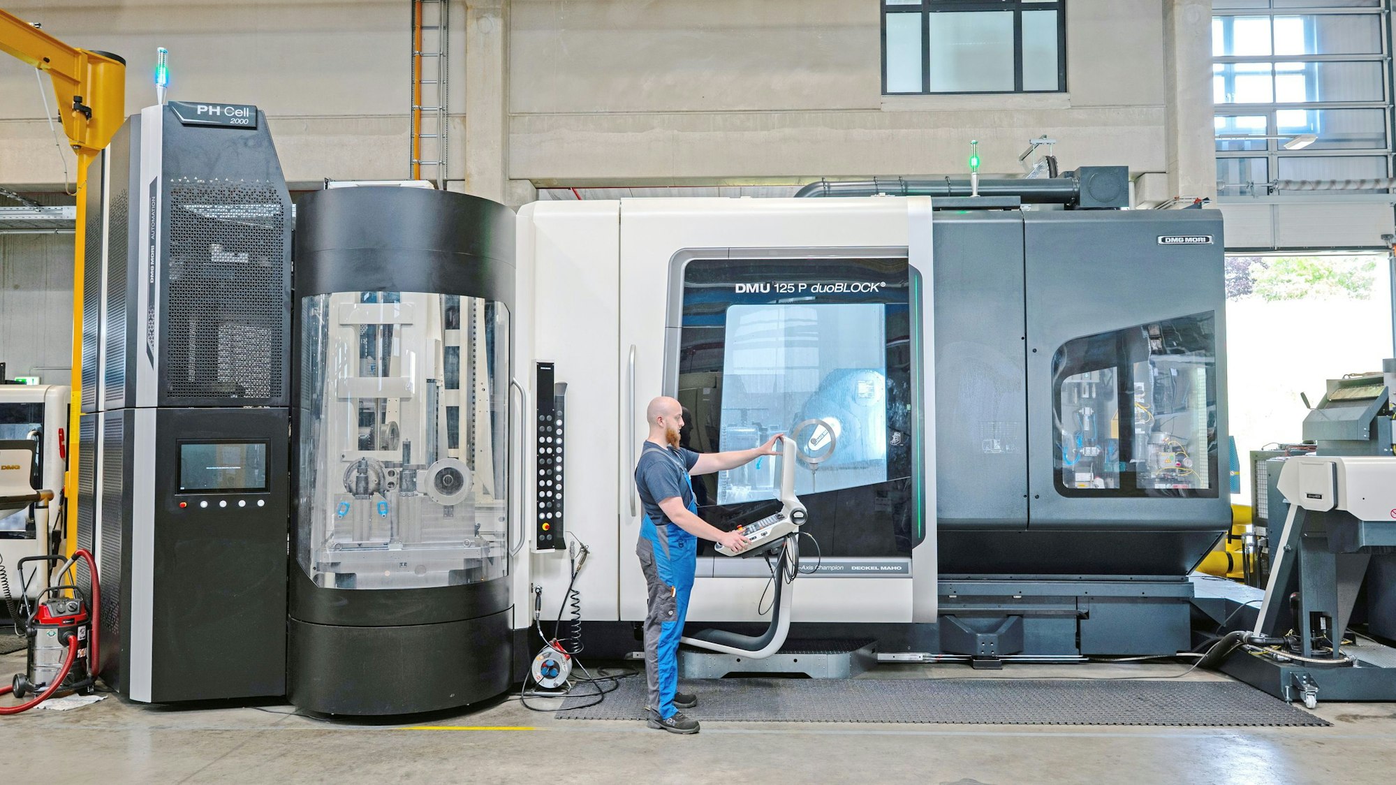 Durch das neue vollautomatische Fräs- und Bearbeitungszentrum lassen sich Motor- und Pumpengehäuse in einem Arbeitsgang komplett bearbeiten – bei 30 Prozent kürzerer Bearbeitungszeit.