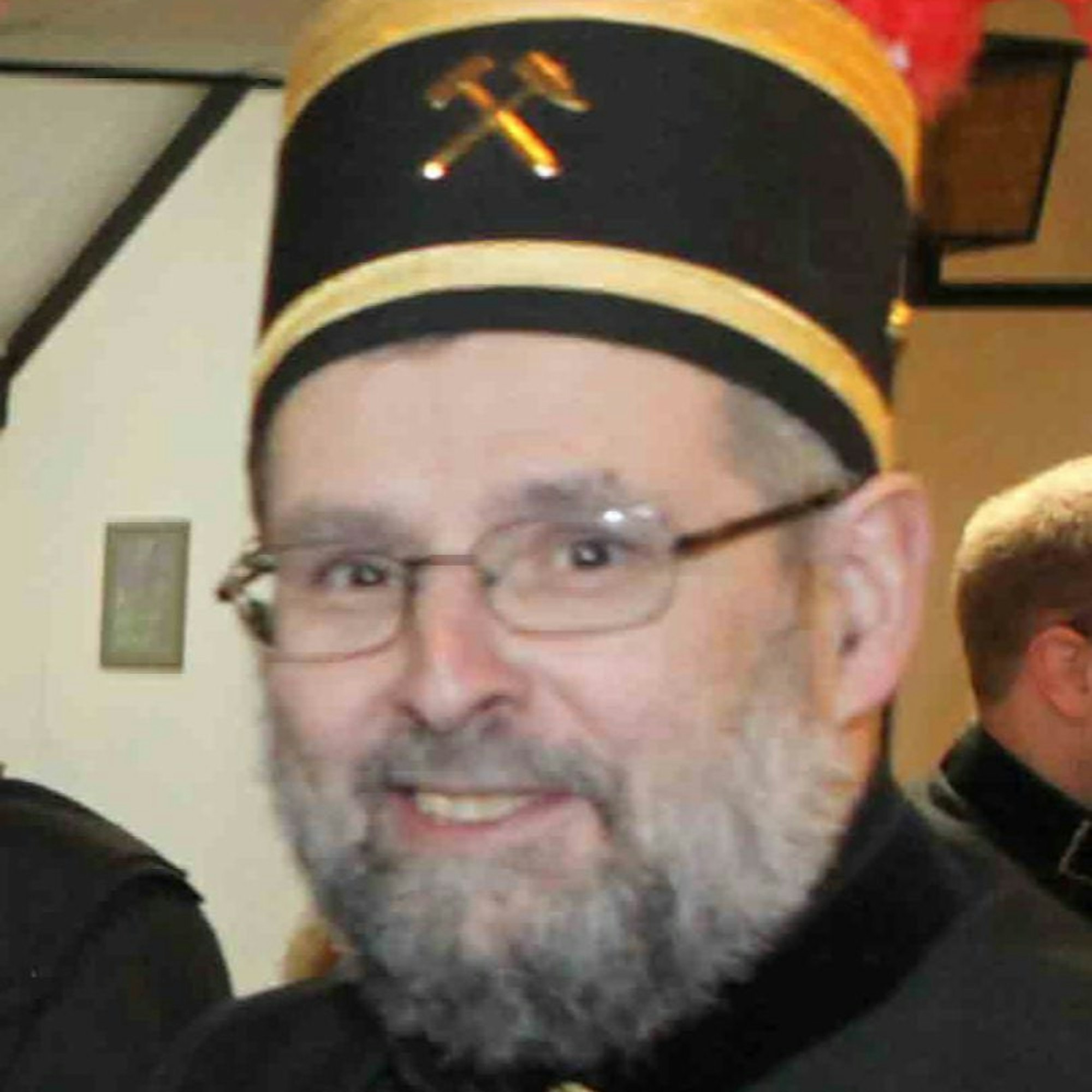 Karl Reger in der der schwarzen Bergmannsuniform.