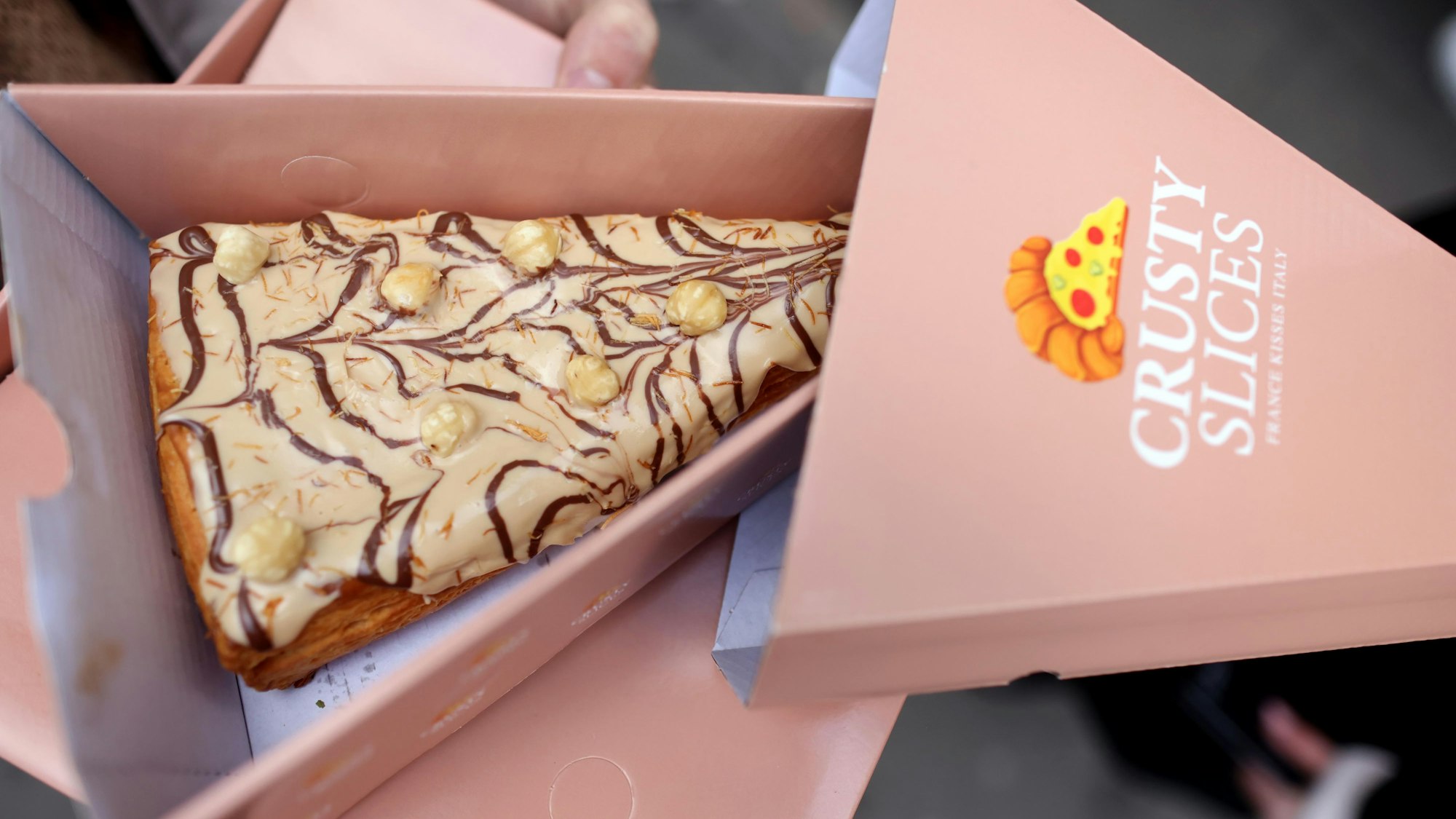 „Crusty Slices“ ist das neue Konzept von „Royal Donuts“-Gründer Enes Seker.