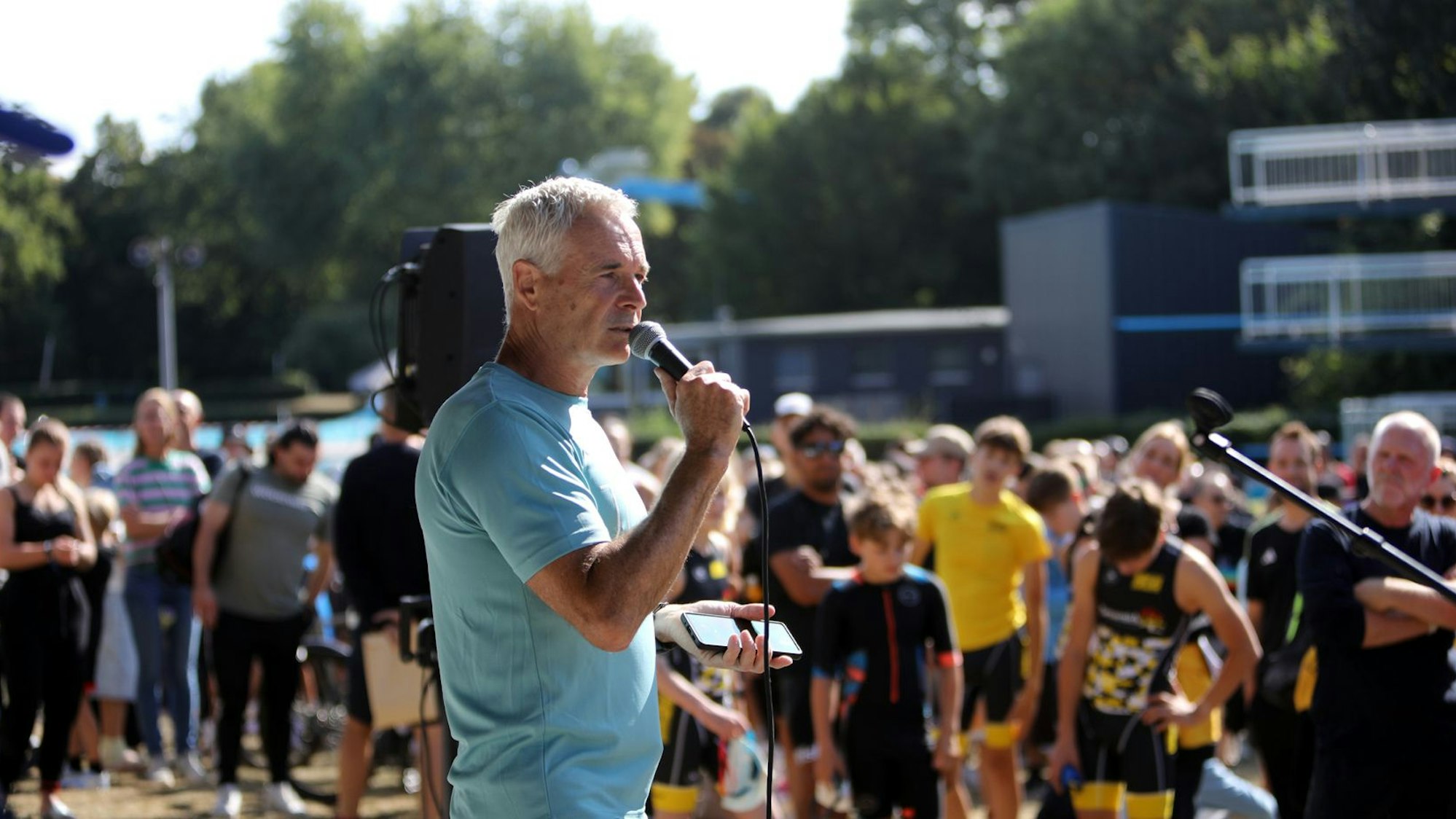 Michael Wank, Leiter der Wechselzone, informierte die Teilnehmenden seinem Briefing.