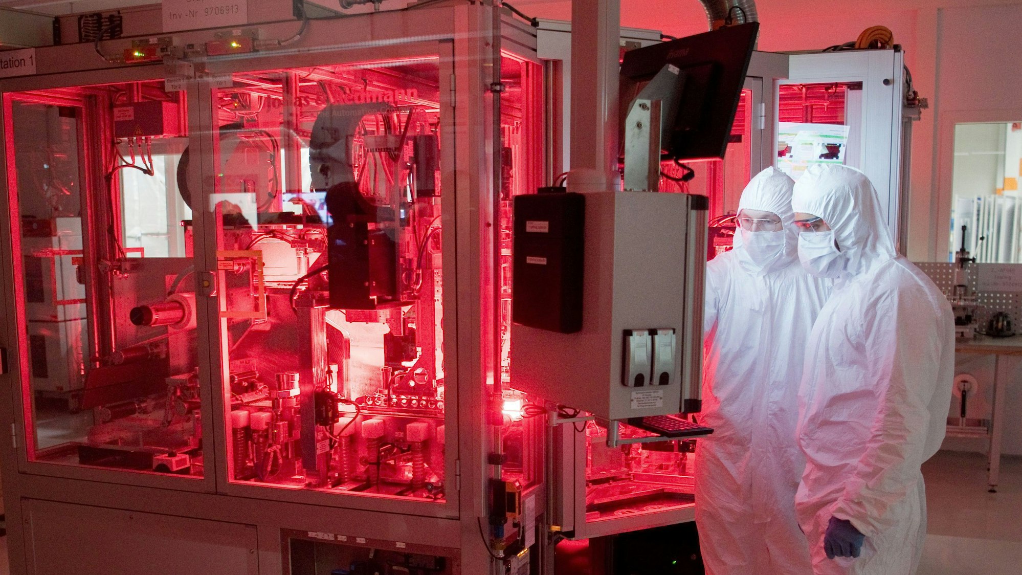 Produktion von Batterie-Zellen bei Volkswagen in Salzgitter.