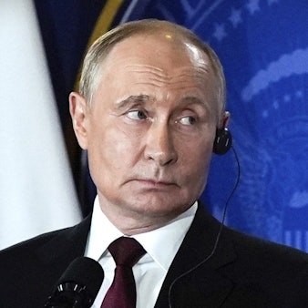 Der russische Präsident Wladimir Putin während einer Pressekonferenz mit US-Präsident Trump auf der Joint Base Elmendorf-Richardson in Alaska. (Archivbild)