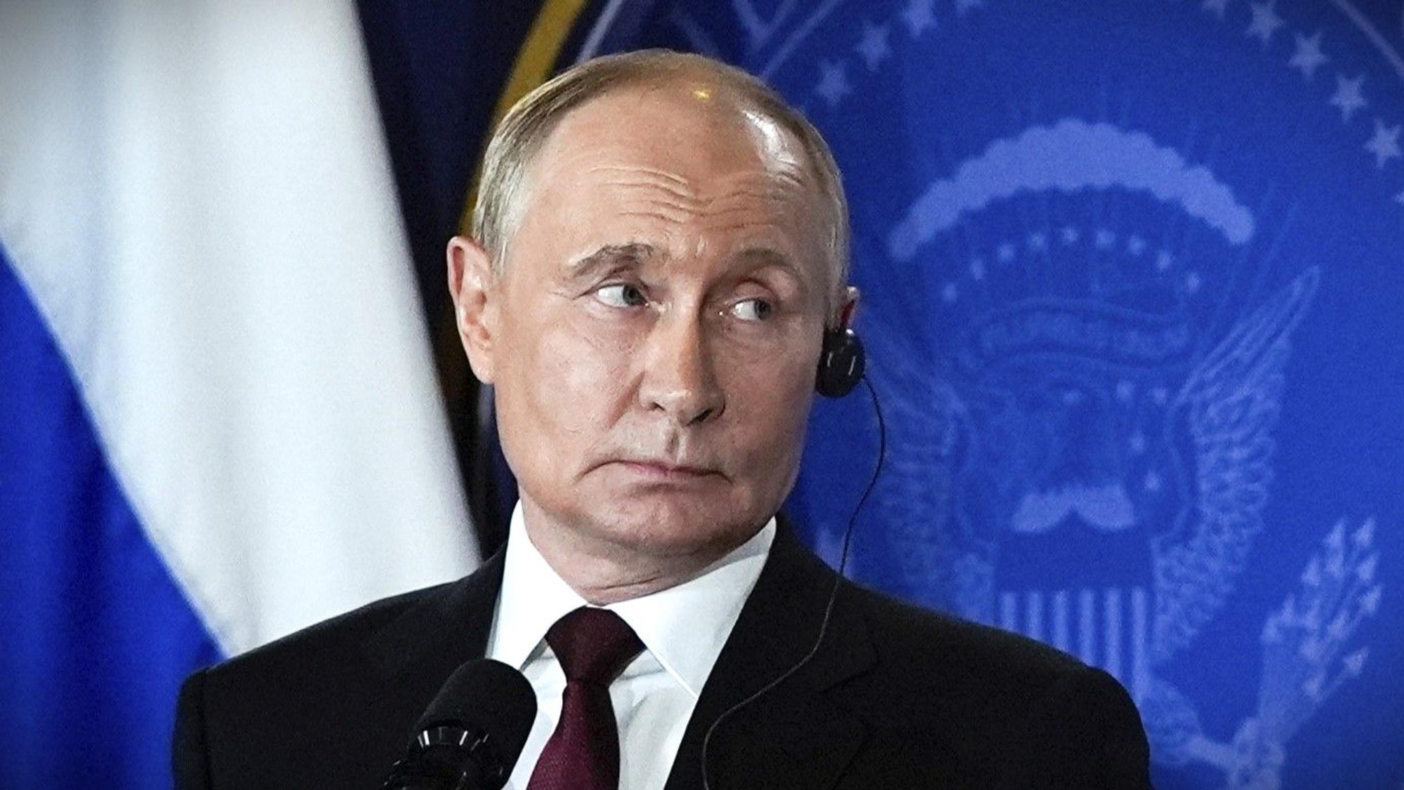 Der russische Präsident Wladimir Putin während einer Pressekonferenz mit US-Präsident Trump auf der Joint Base Elmendorf-Richardson in Alaska. (Archivbild)